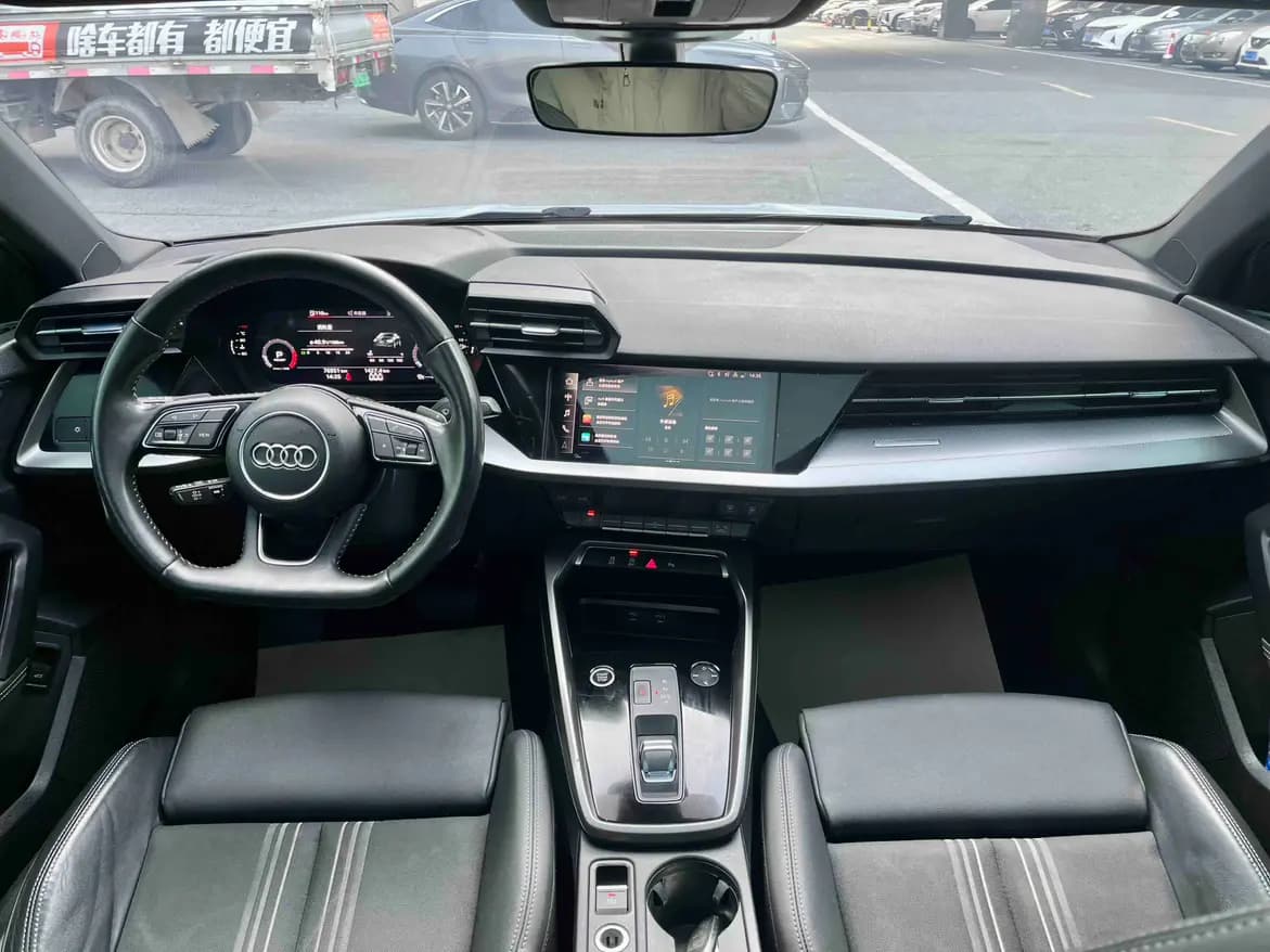 Audi A3 2022 г. 76096 км. — фото 13