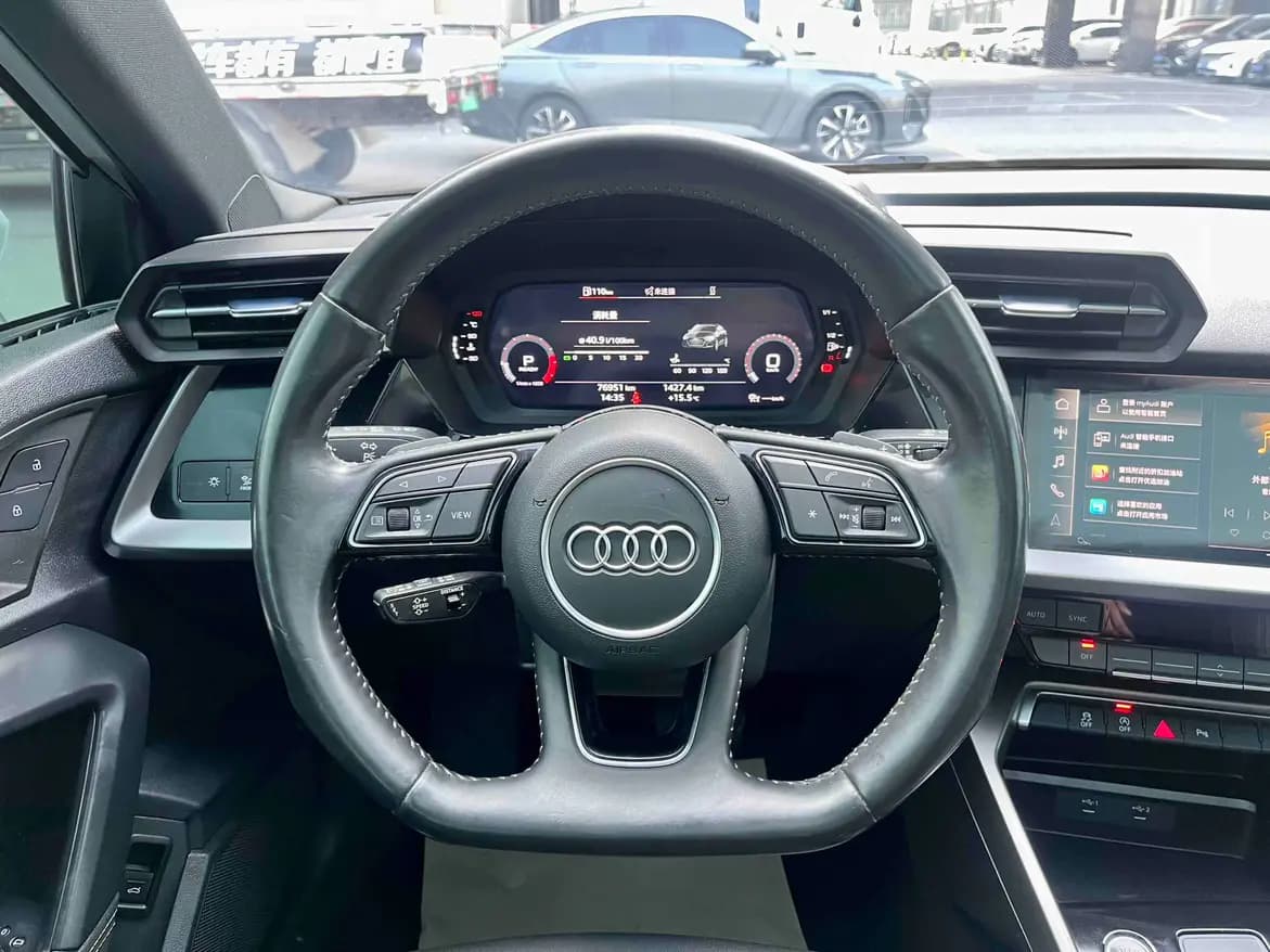 Audi A3 2022 г. 76096 км. — фото 15