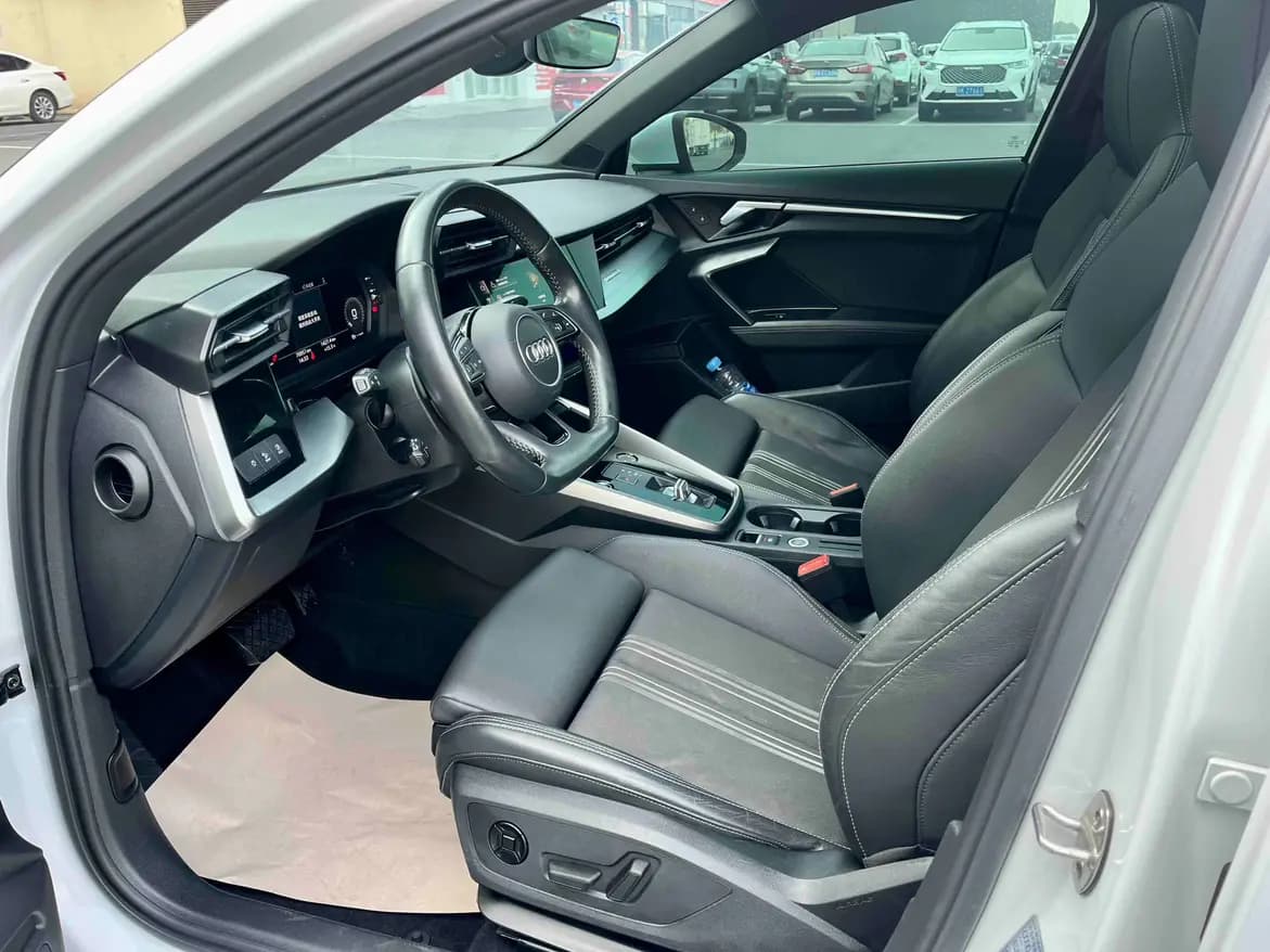 Audi A3 2022 г. 76096 км. — фото 18