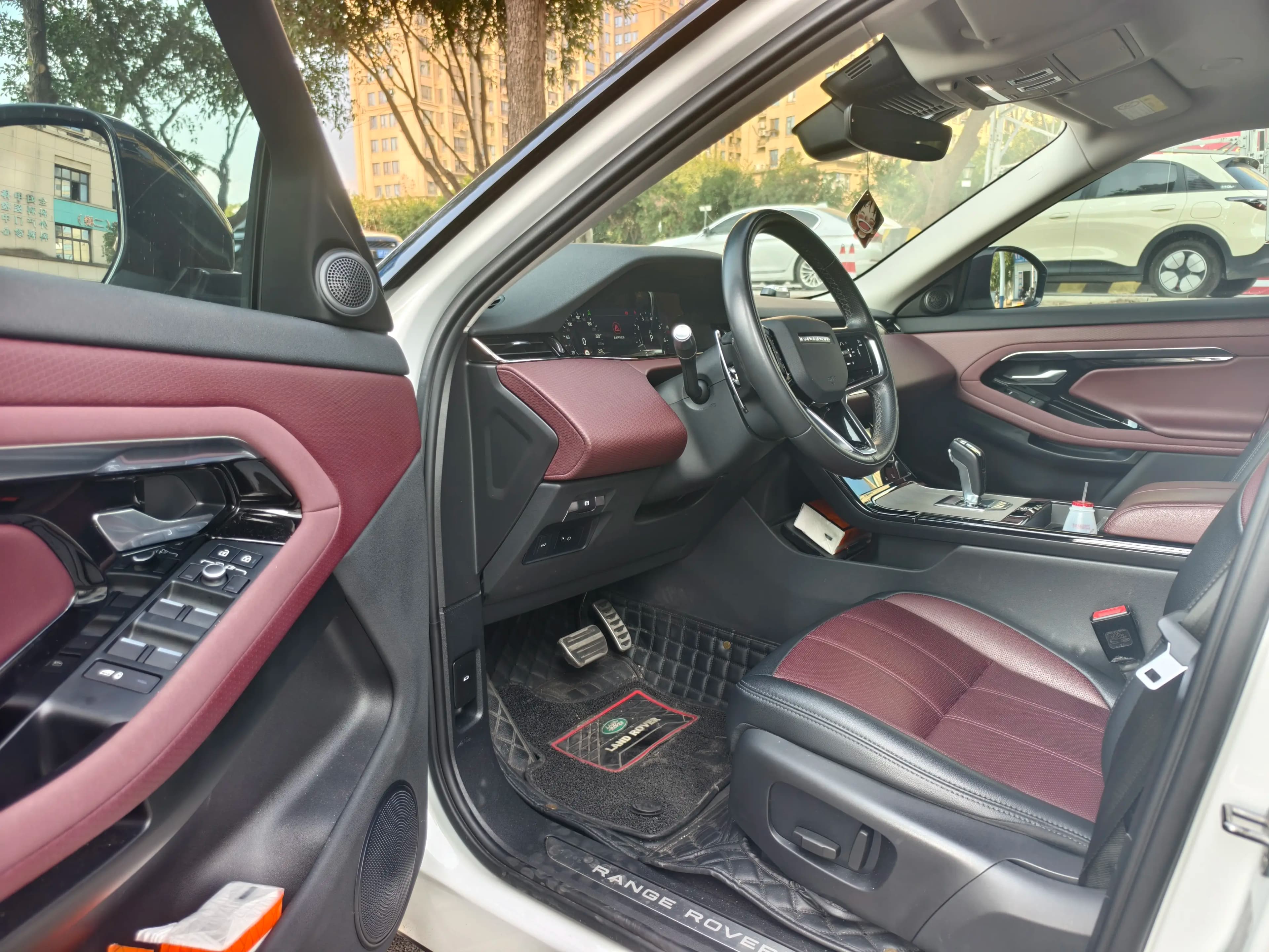 Land Rover Range Rover Evoque 2022 г. 55066 км. — фото 12