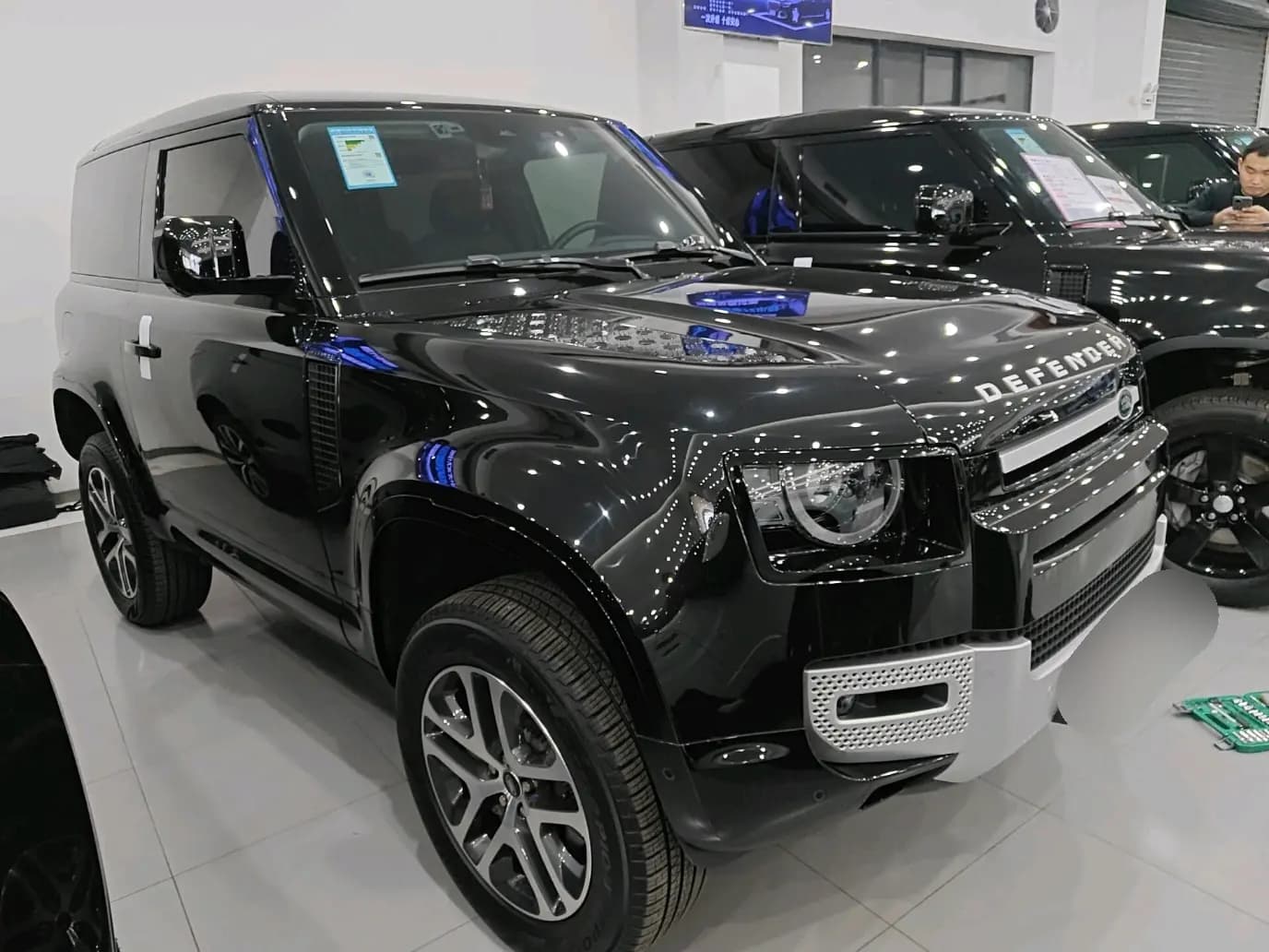 Land Rover Guard 2022 г. 4614 км. — фото 3