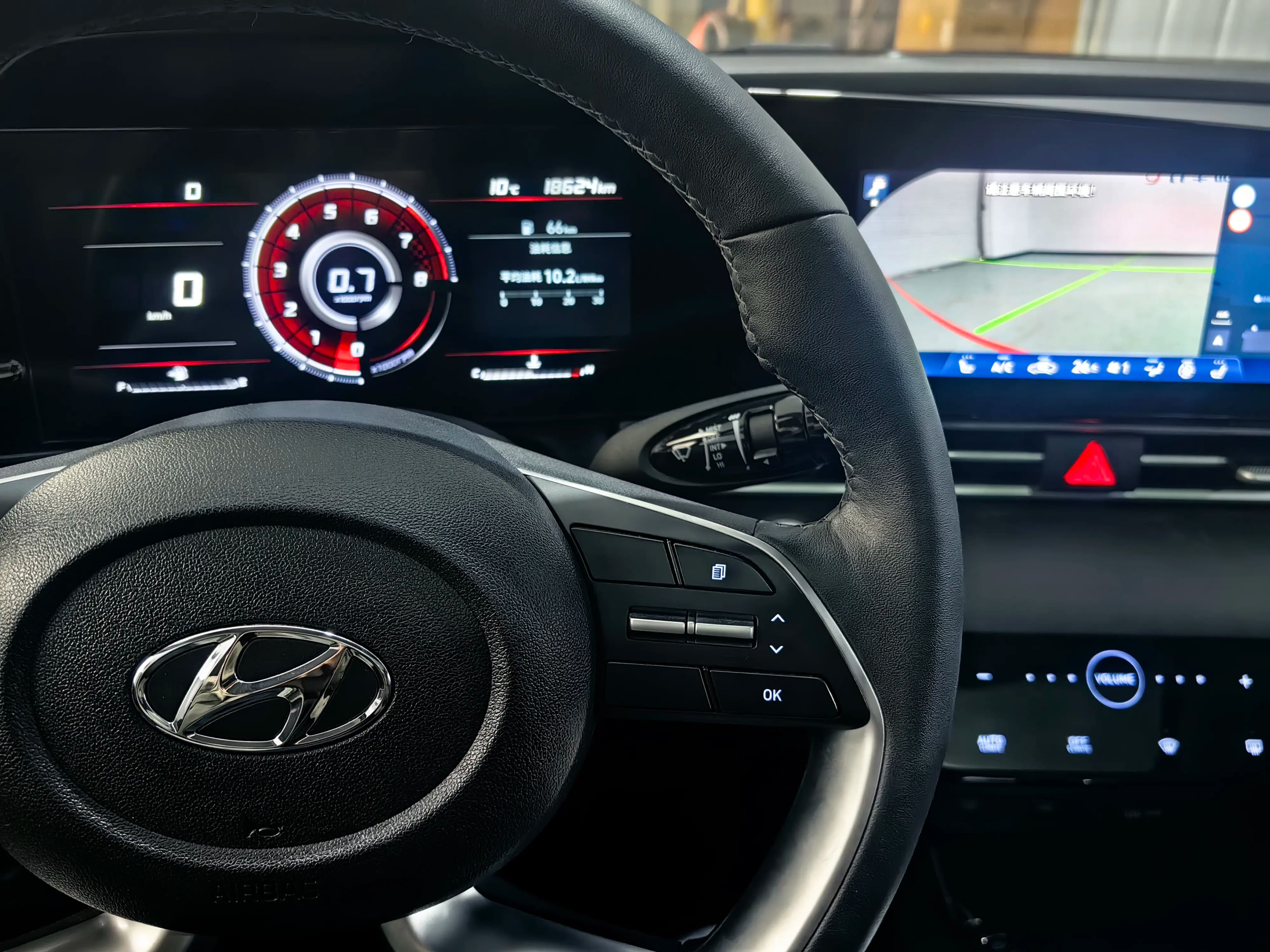 Hyundai Elantra 2023 г. 18041 км. — фото 9