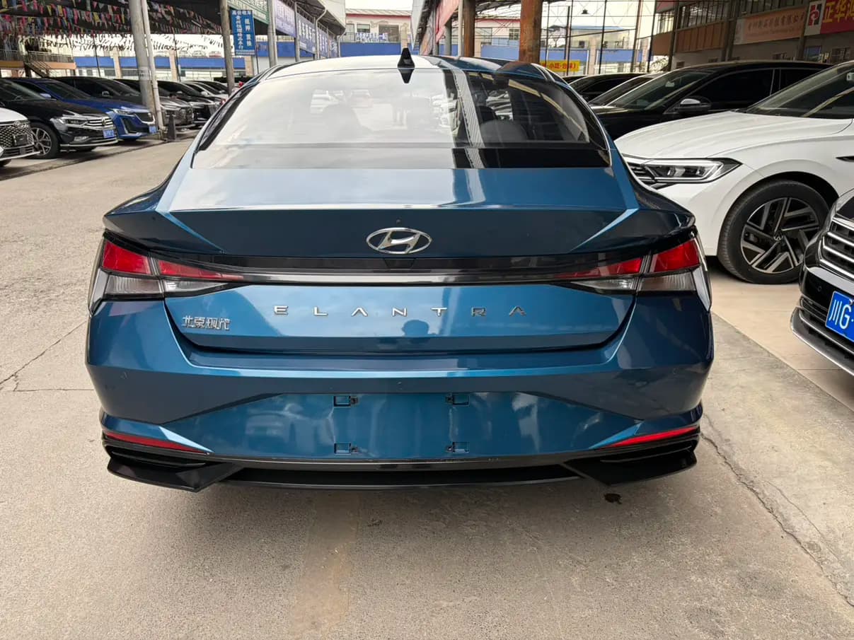 Hyundai Elantra 2022 г. 34042 км. — фото 5