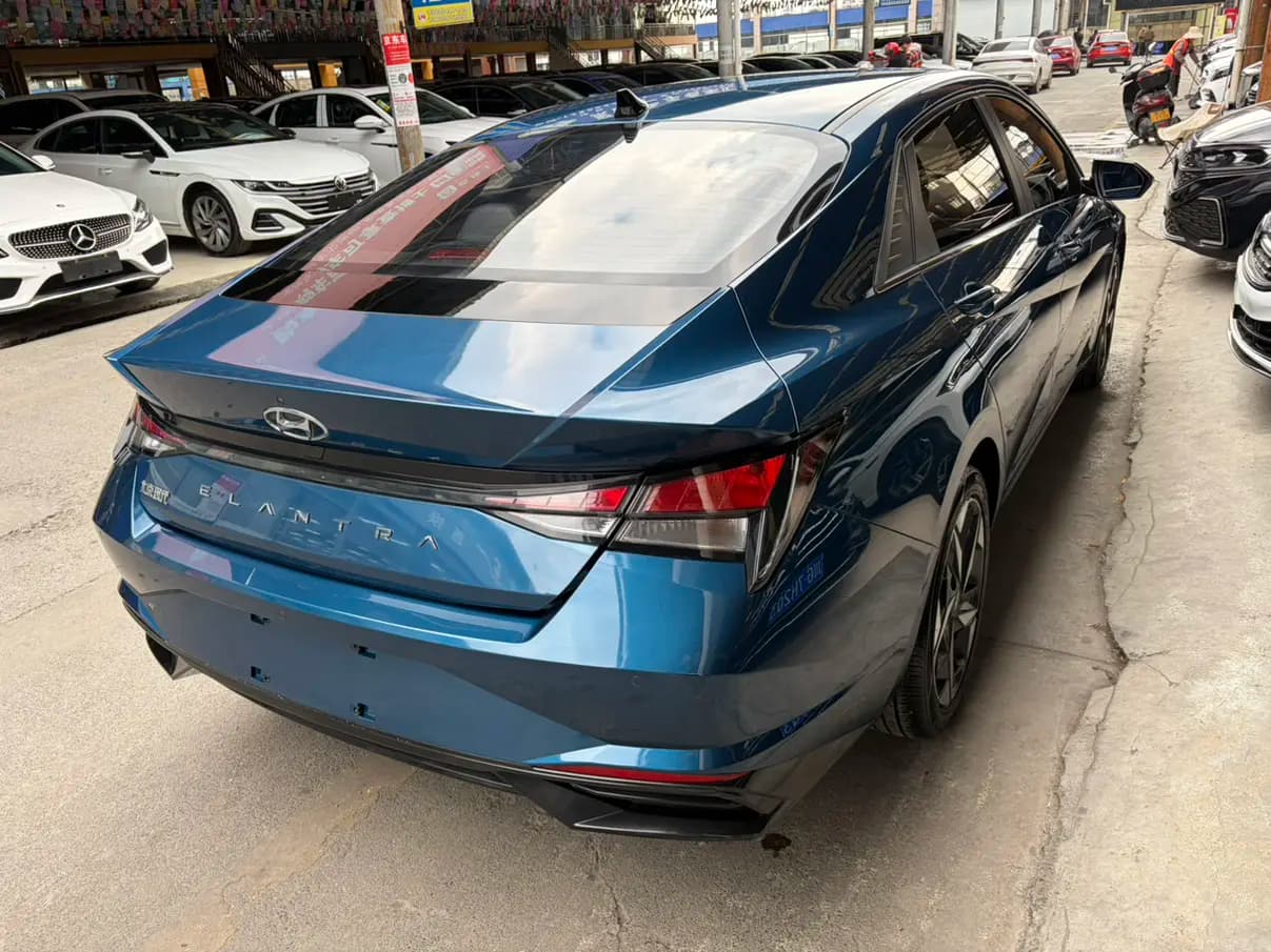 Hyundai Elantra 2022 г. 34042 км. — фото 6