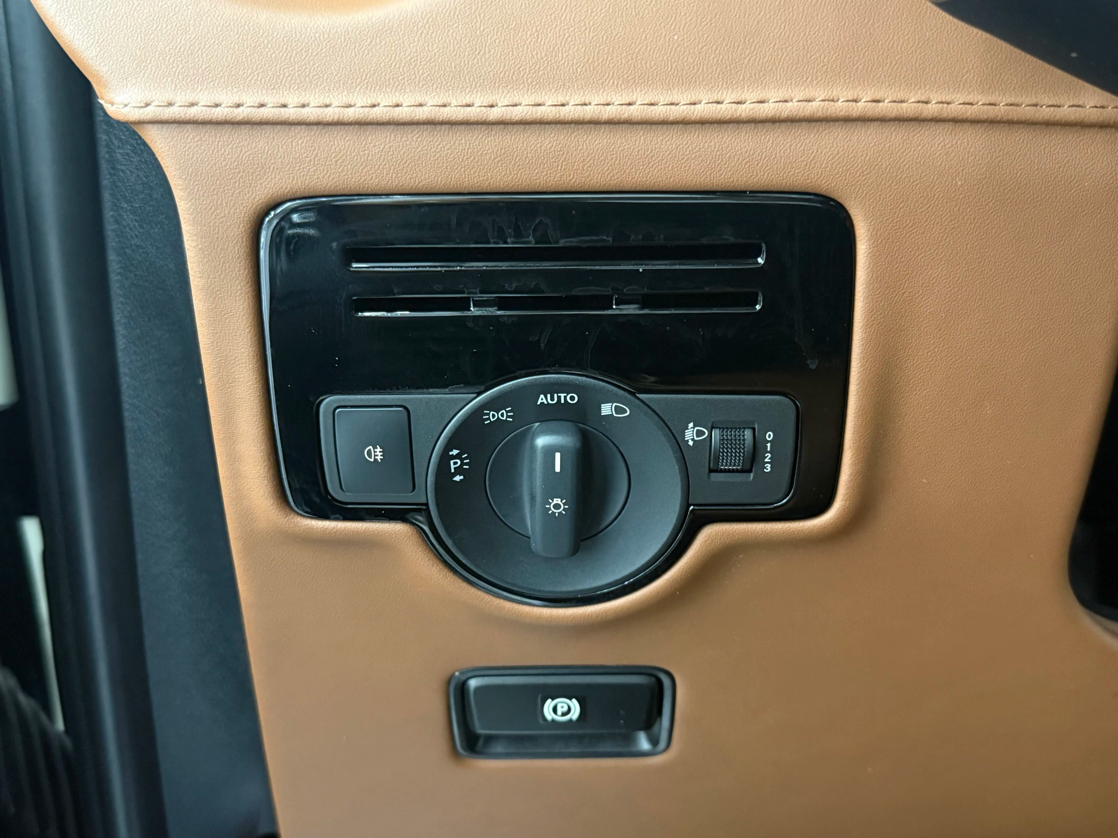Mercedes-Benz Vito 2023 г. 75033 км. — фото 17