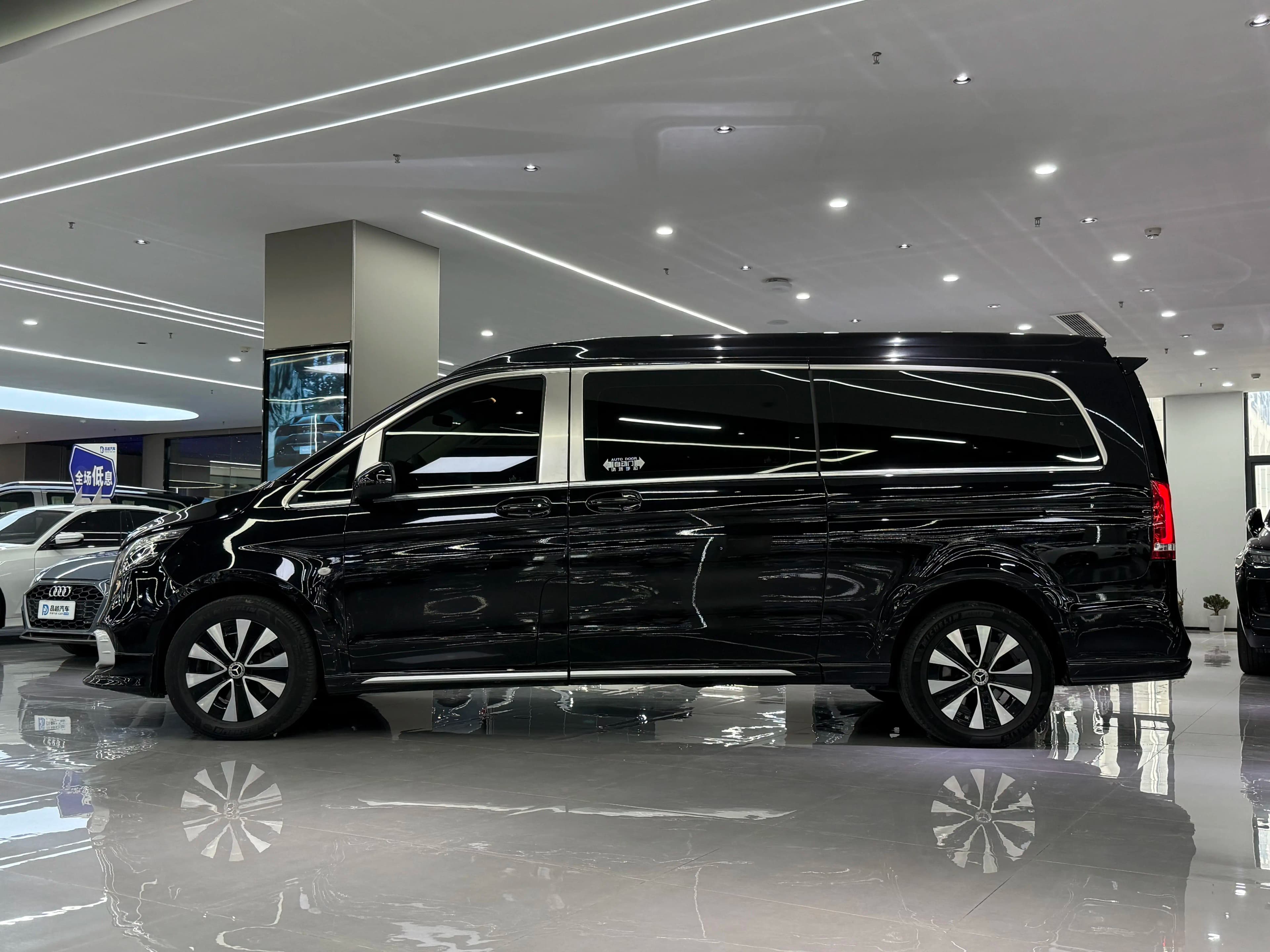 Mercedes-Benz Vito 2023 г. 75033 км. — фото 3