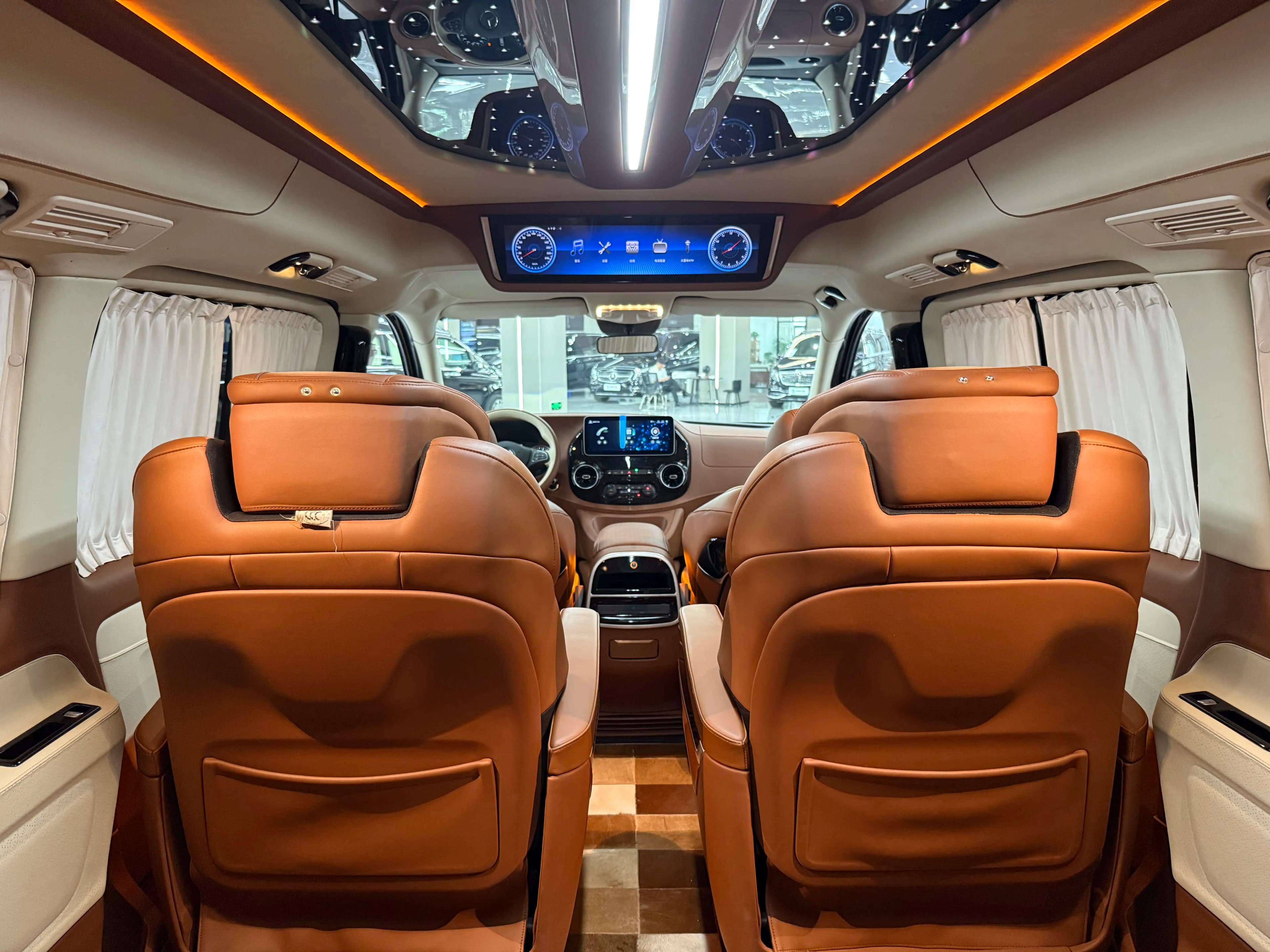 Mercedes-Benz Vito 2023 г. 75033 км. — фото 7