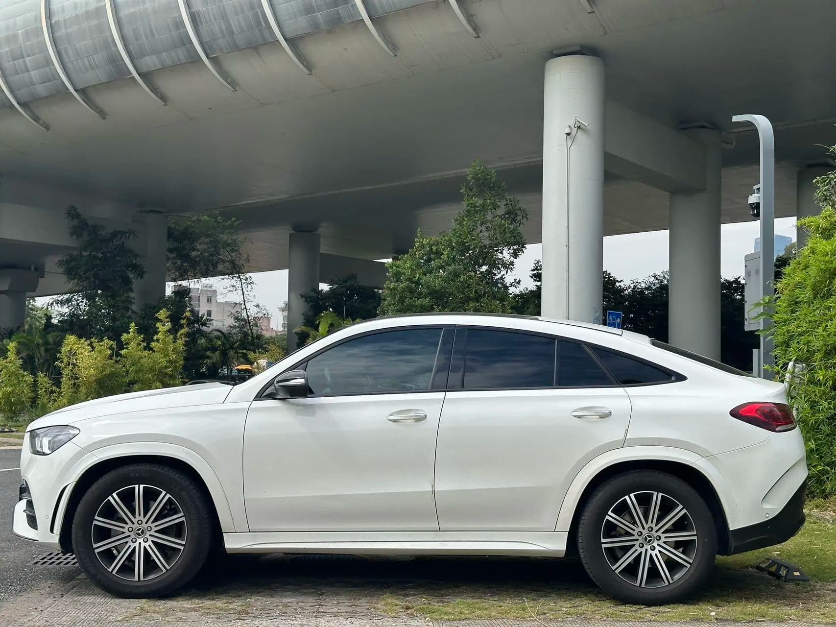 Mercedes-Benz GLE Coupe 2021 г. 50000 км. — фото 4
