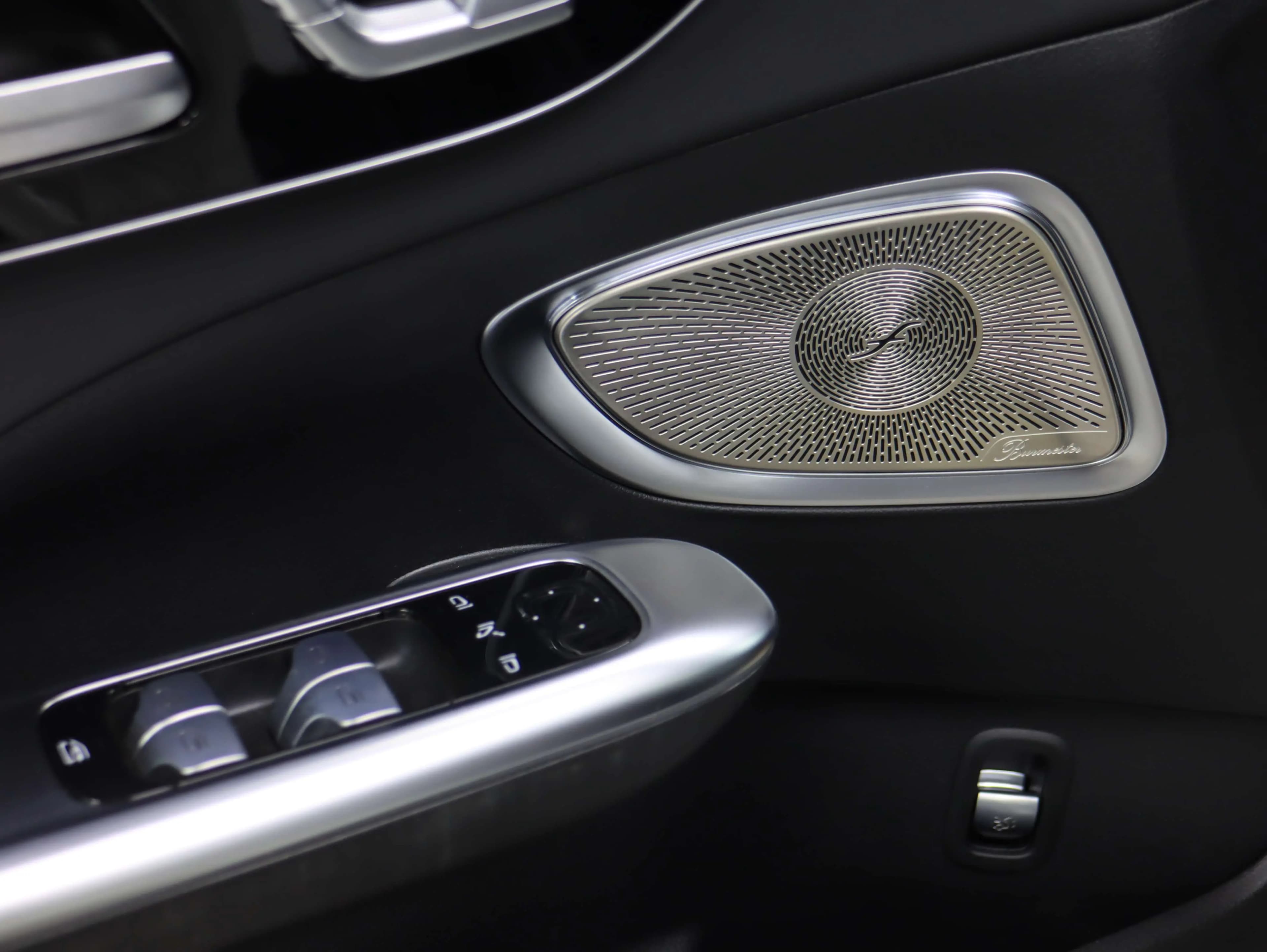 Mercedes-Benz C-Class AMG 2025 г. 323 км. — фото 7