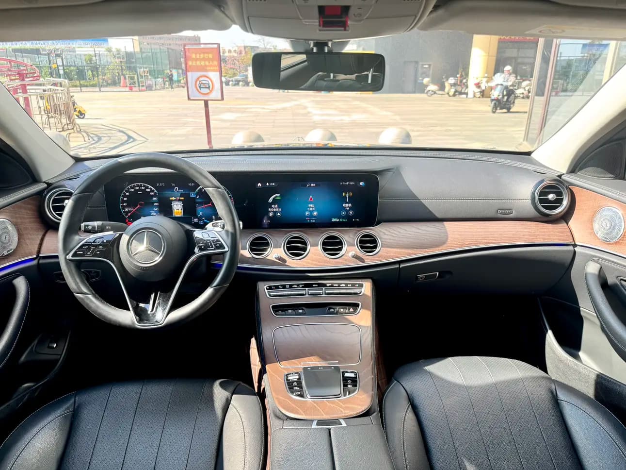 Mercedes-Benz E-Class 2021 г. 70123 км. — фото 13