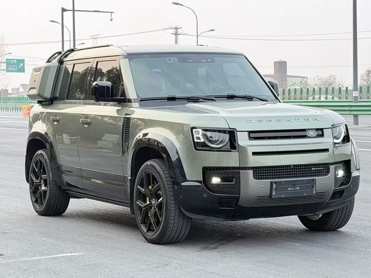Land Rover Guard 2022 г. 61063 км. — фото 3