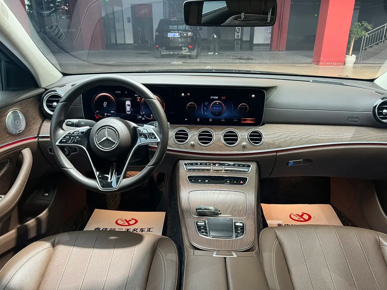 Mercedes-Benz E-Class 2023 г. 17050 км. — фото 13