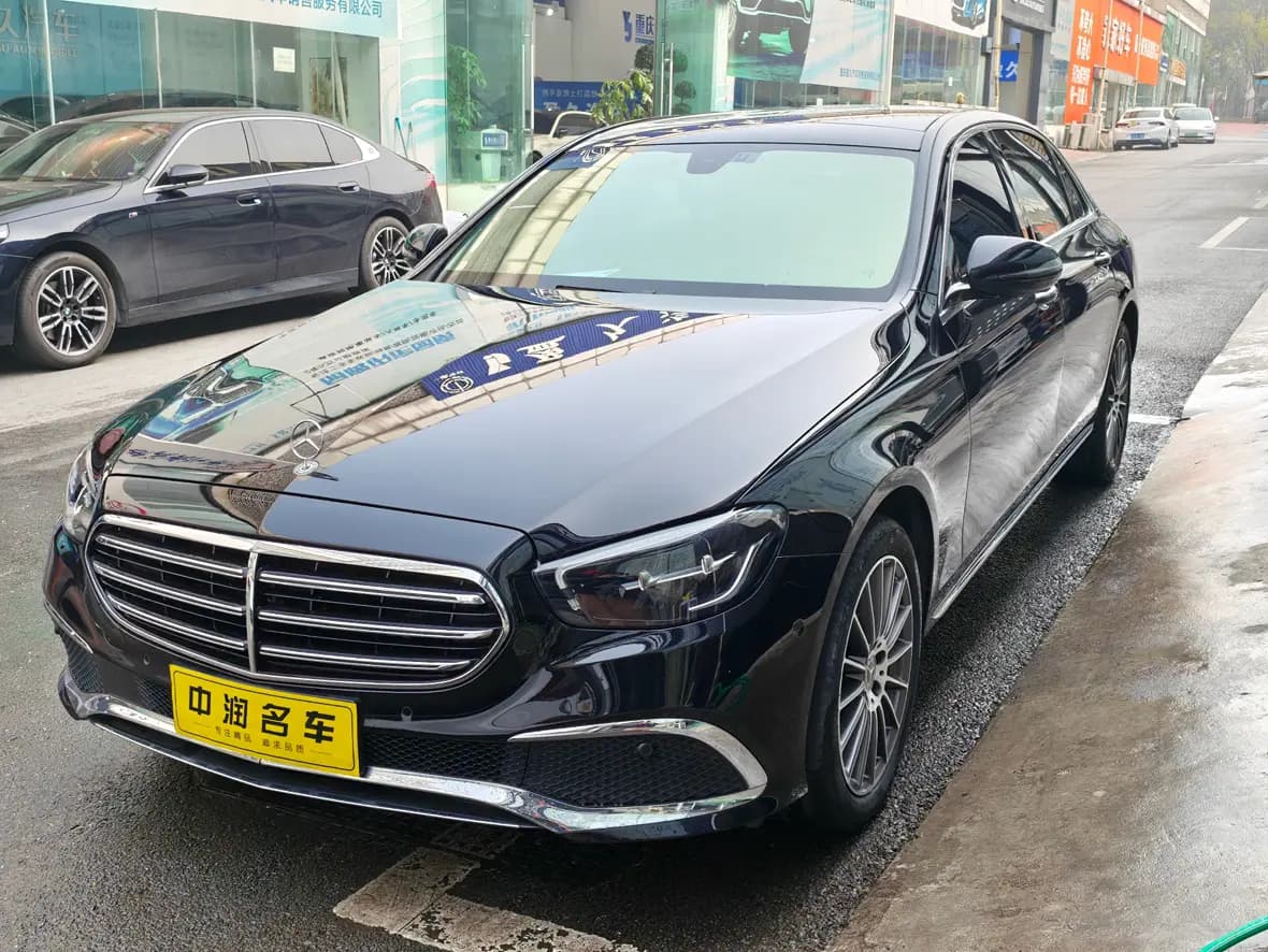 Mercedes-Benz E-Class 2023 г. 73951 км.