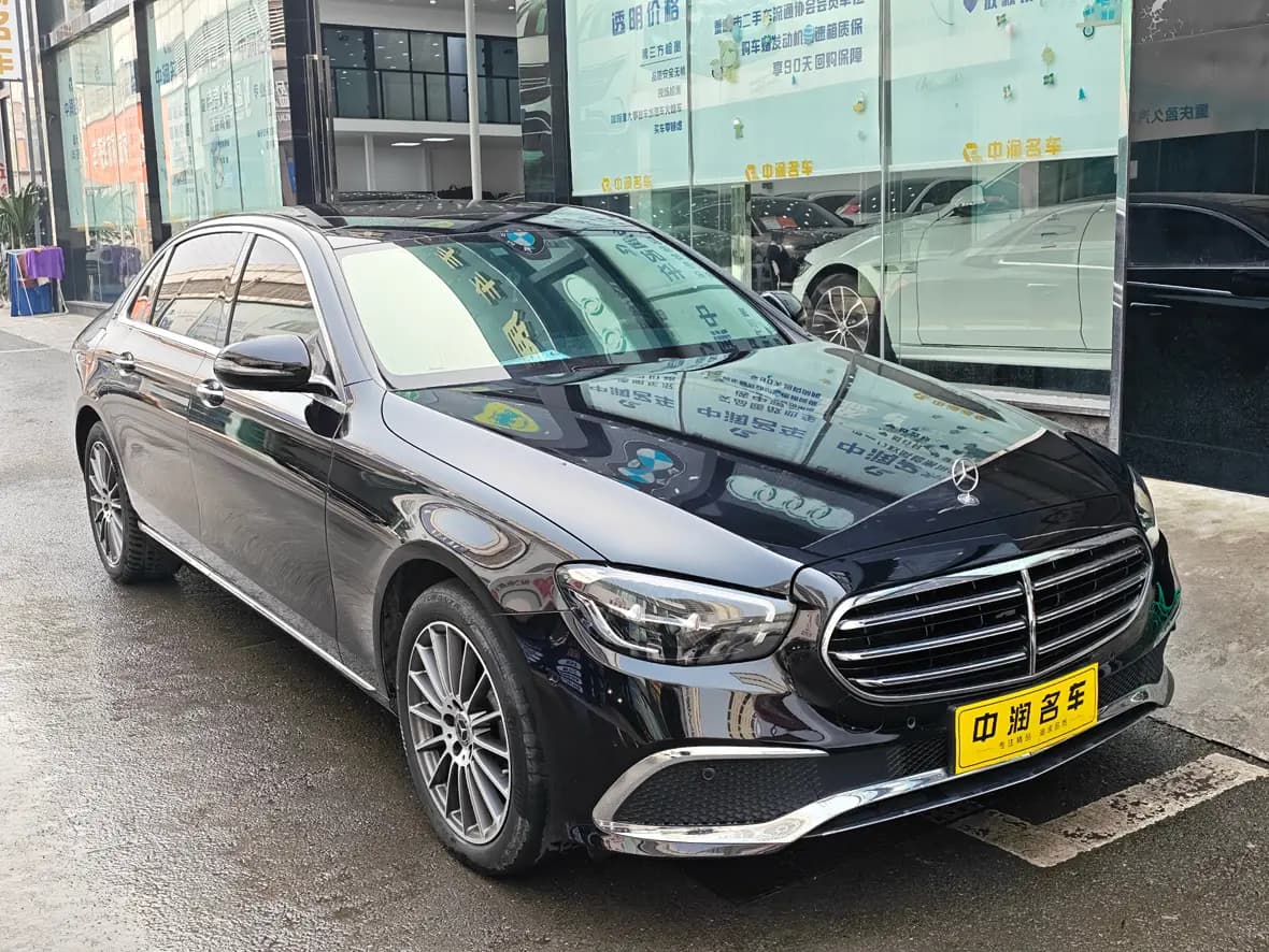 Mercedes-Benz E-Class 2023 г. 73951 км. — фото 2