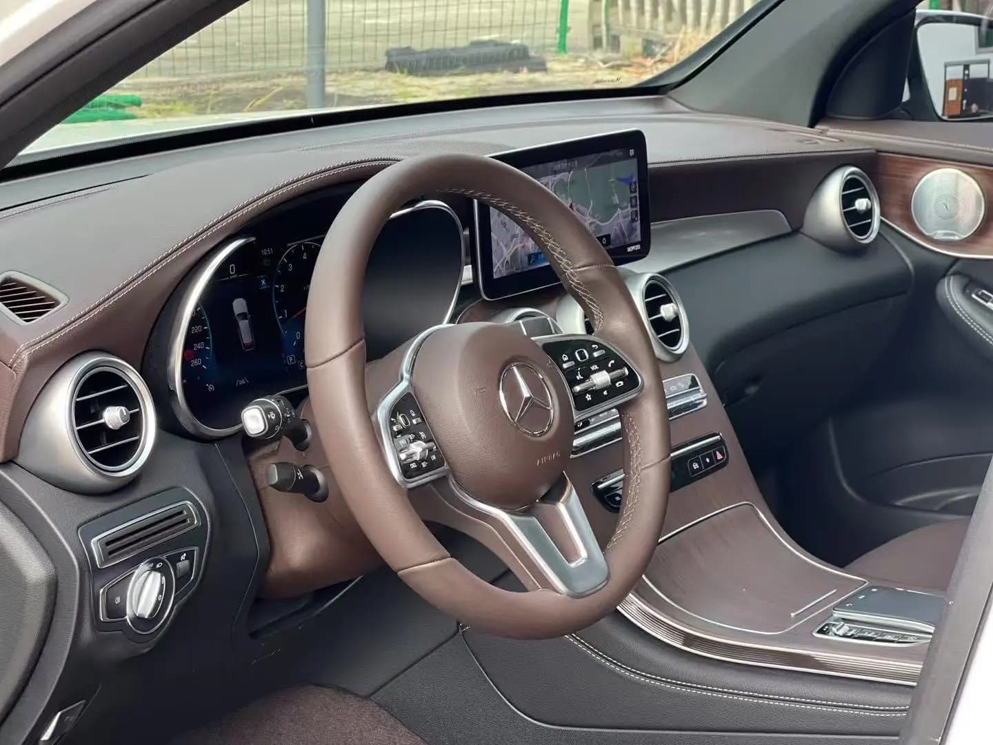 Mercedes-Benz GLC 2021 г. 46070 км. — фото 8