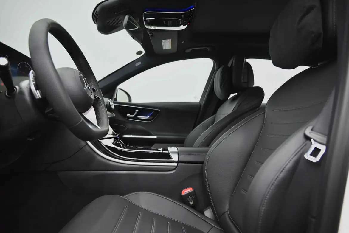 Mercedes-Benz C-Class PHEV 2024 г. 16020 км. — фото 23