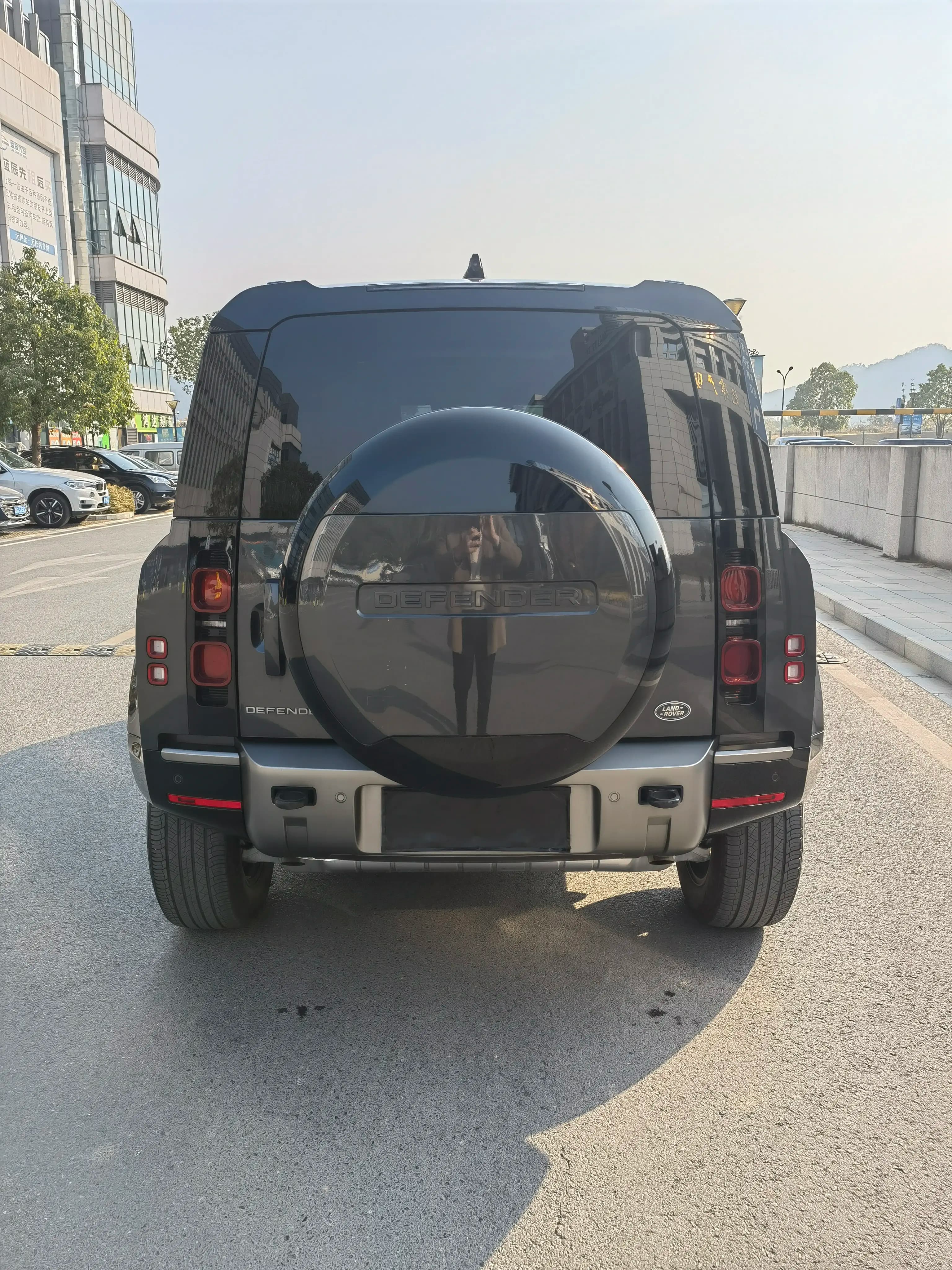 Land Rover Guard 2024 г. 63084 км. — фото 6