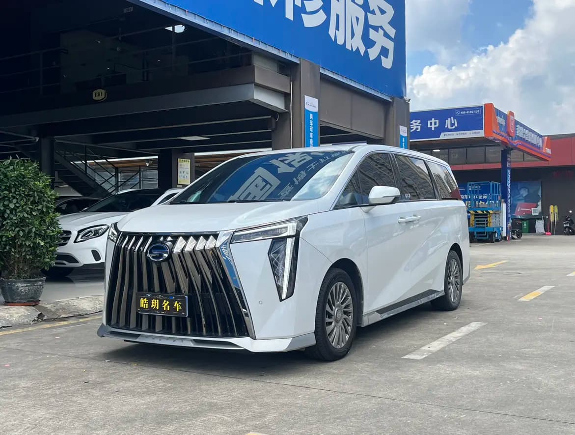 GAC Trumpchi M8 2023 г. 50000 км.