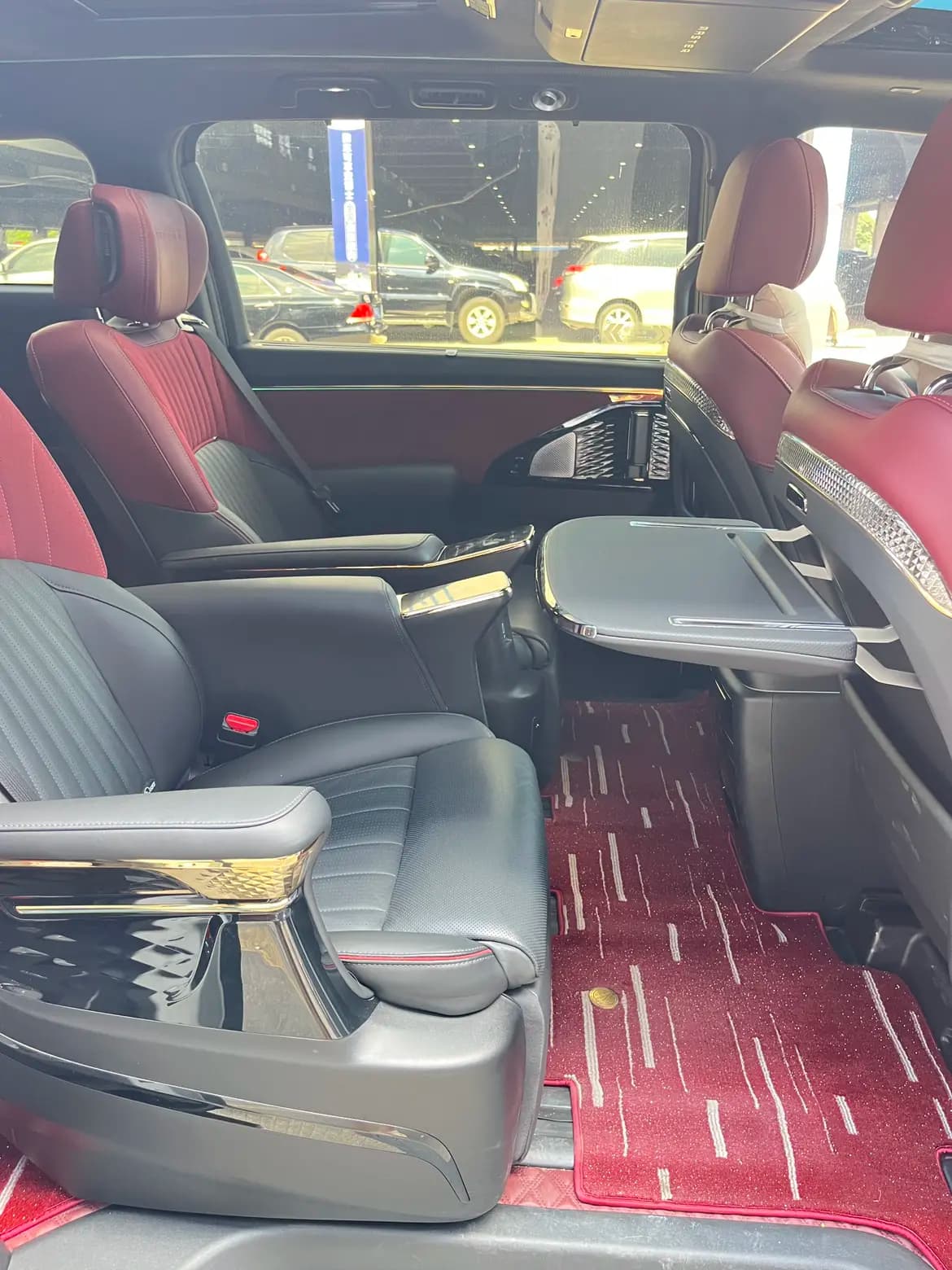GAC Trumpchi M8 2023 г. 50000 км. — фото 10