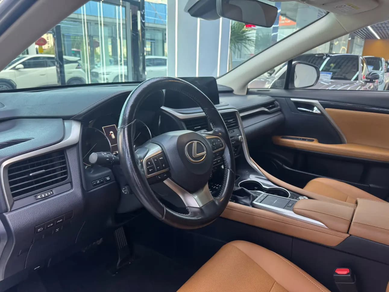 Lexus RX 2022 г. 107080 км. — фото 15