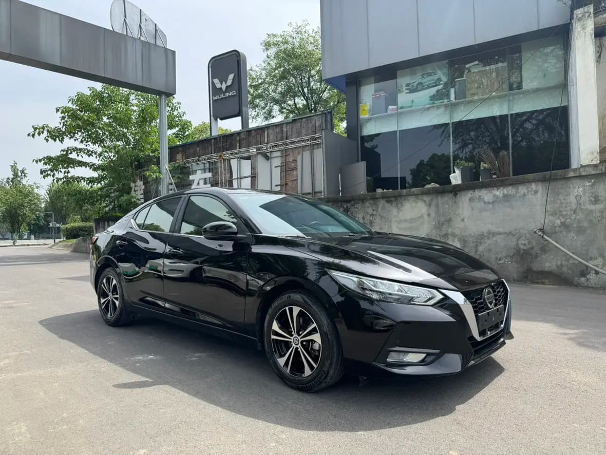 Nissan Sylphy 2021 г. 42069 км. — фото 3