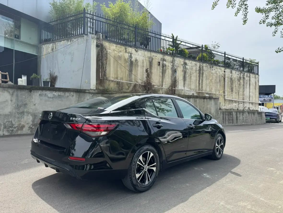 Nissan Sylphy 2021 г. 42069 км. — фото 6