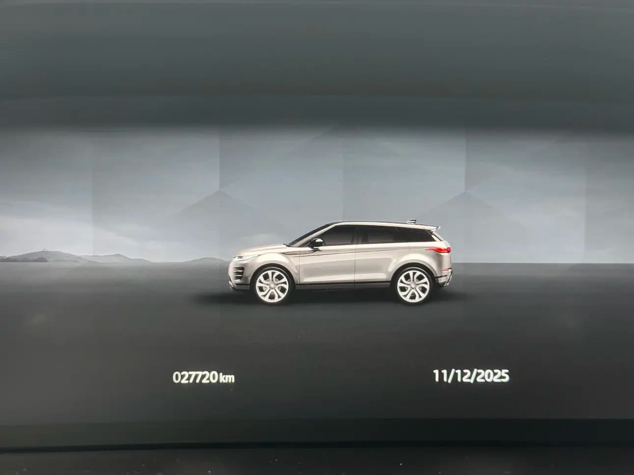 Land Rover Range Rover Evoque 2023 г. 27067 км. — фото 4