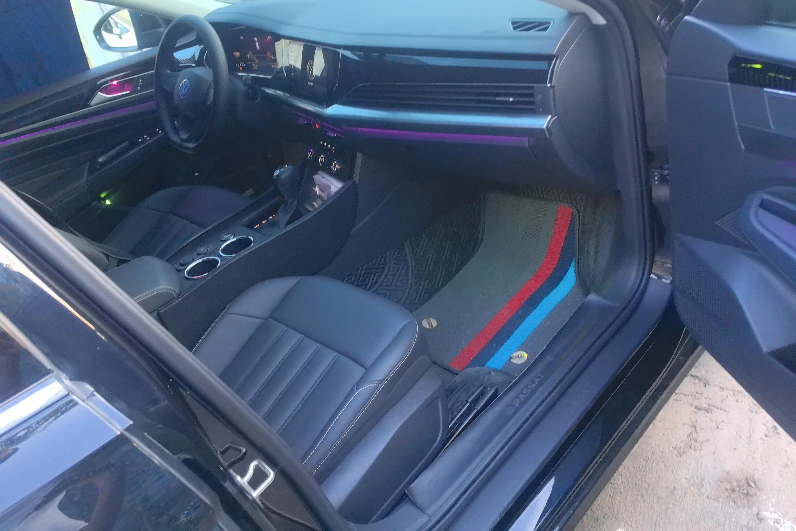 Volkswagen Passat 2023 г. 12030 км. — фото 8