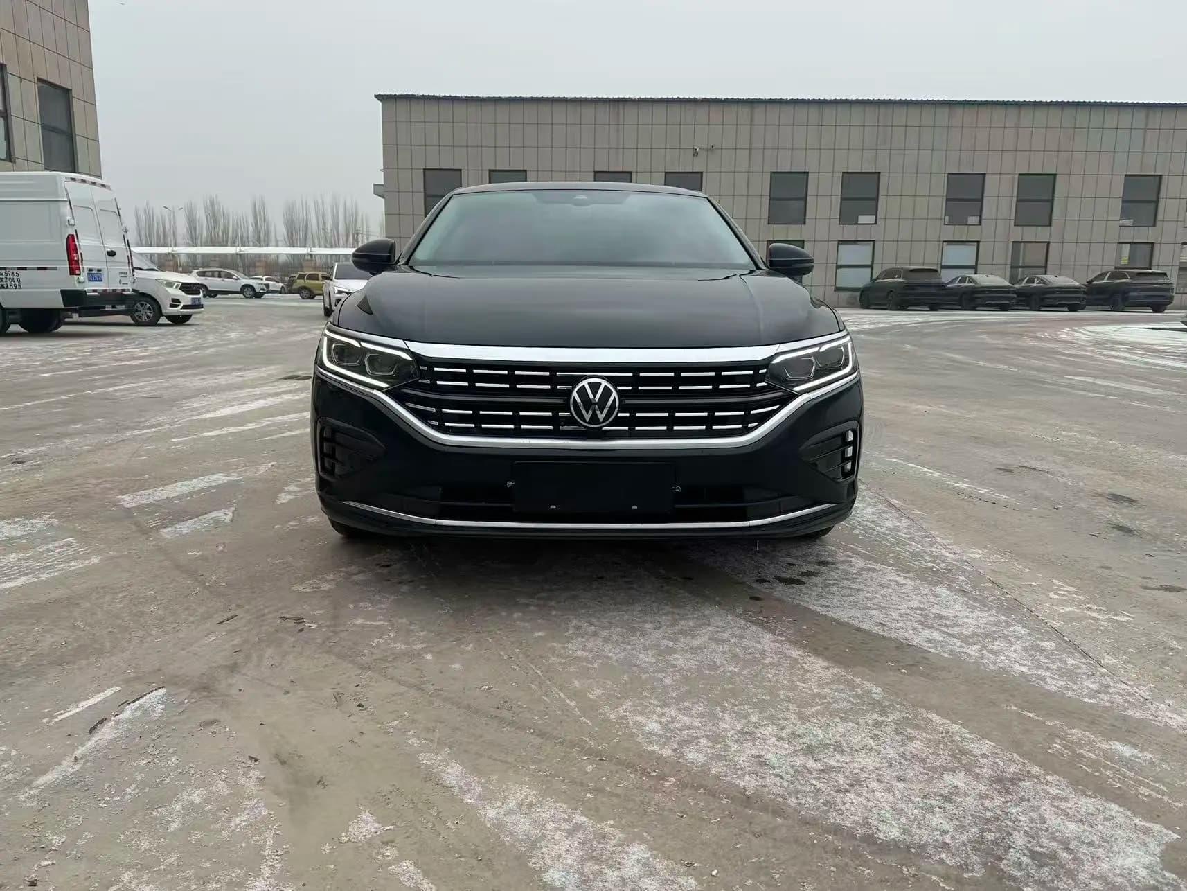 Volkswagen Passat 2021 г. 184011 км. — фото 2