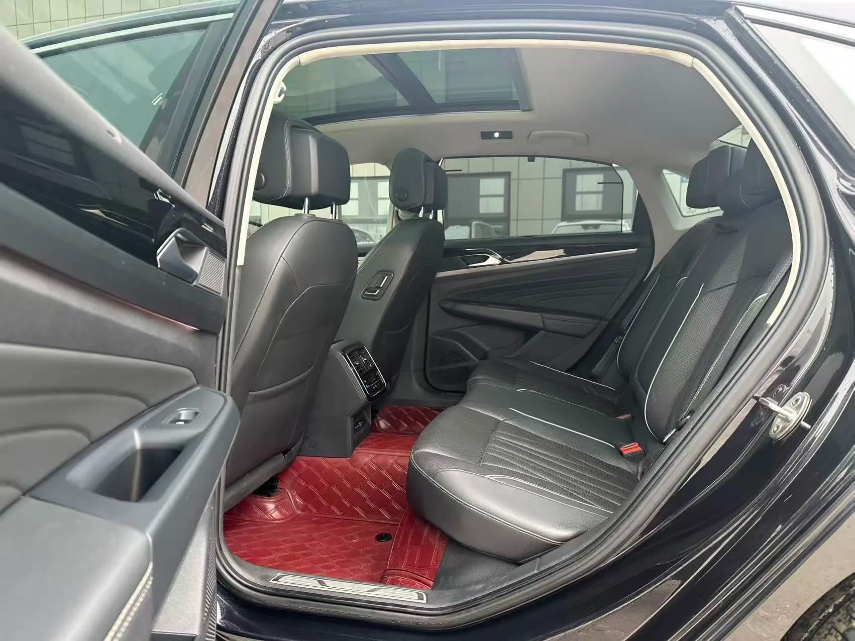 Volkswagen Passat 2021 г. 184011 км. — фото 9