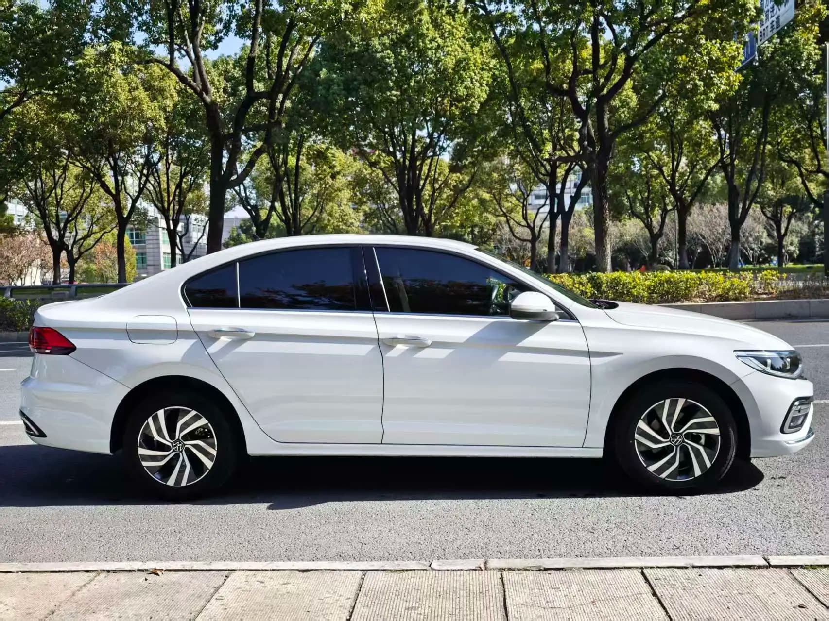 Volkswagen Bora 2022 г. 22014 км. — фото 8