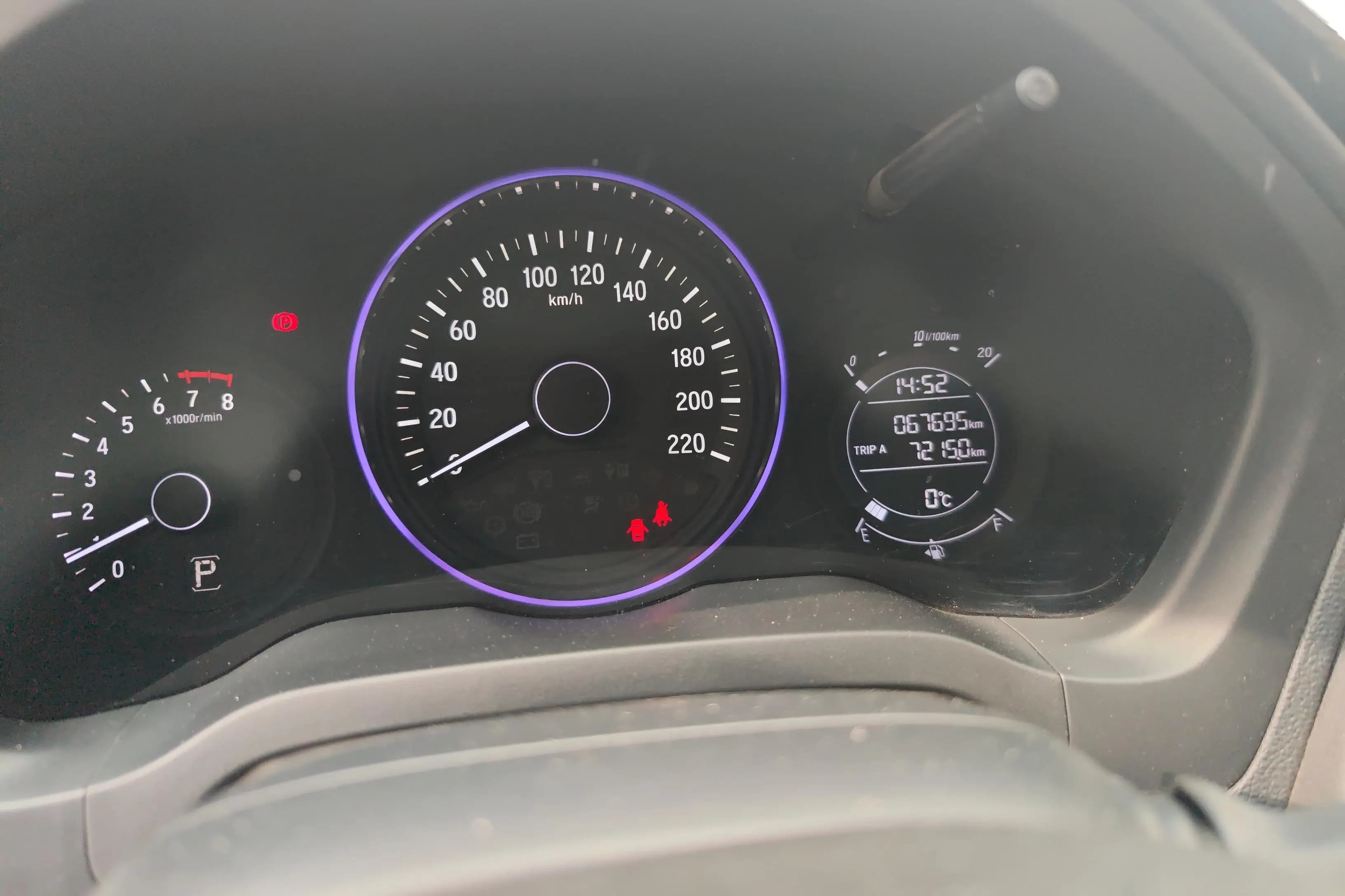 Honda Vezel 2022 г. 67773 км. — фото 14