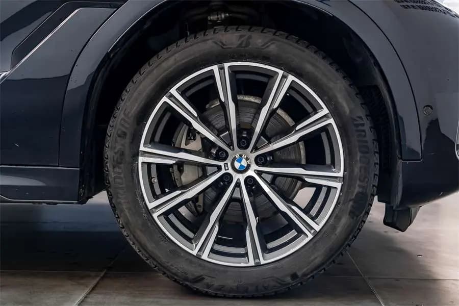 BMW X6 2021 г. 54916 км. — фото 15