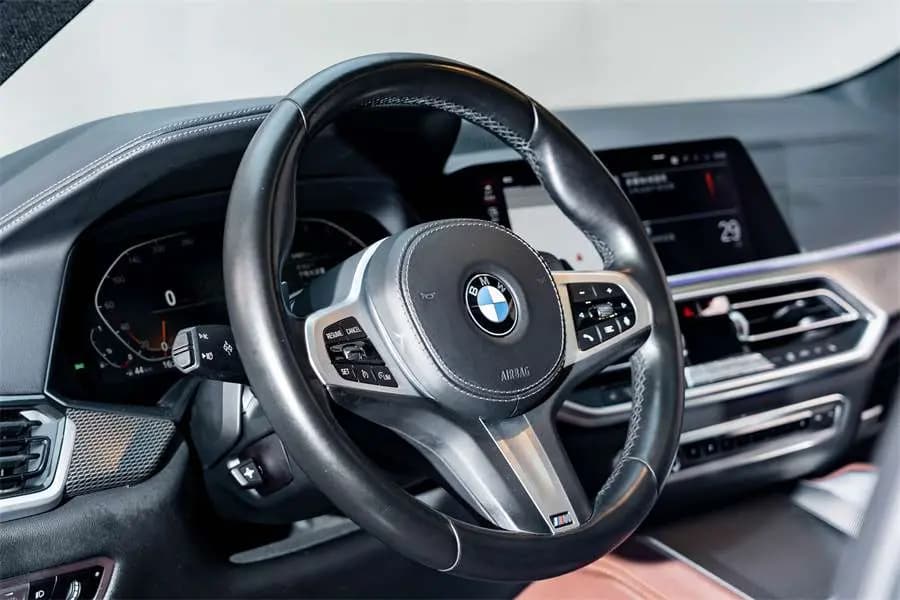 BMW X6 2021 г. 54916 км. — фото 19