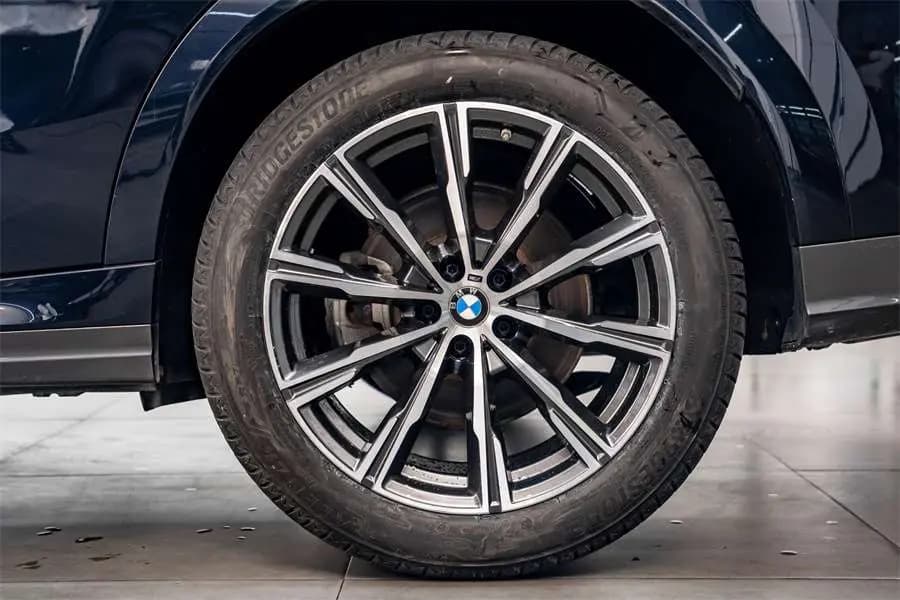 BMW X6 2021 г. 54916 км. — фото 10