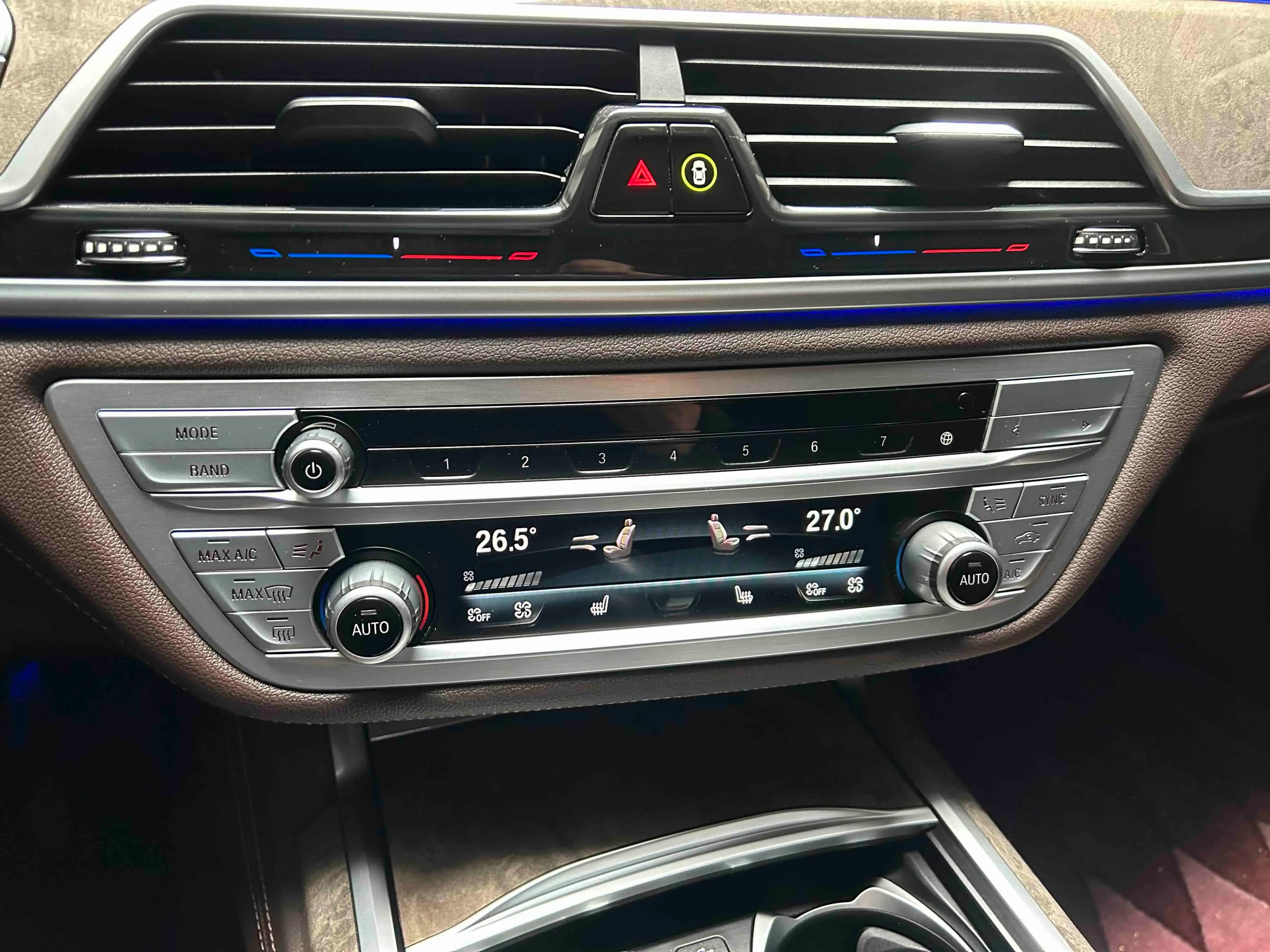 BMW 7 Series 2022 г. 41017 км. — фото 11