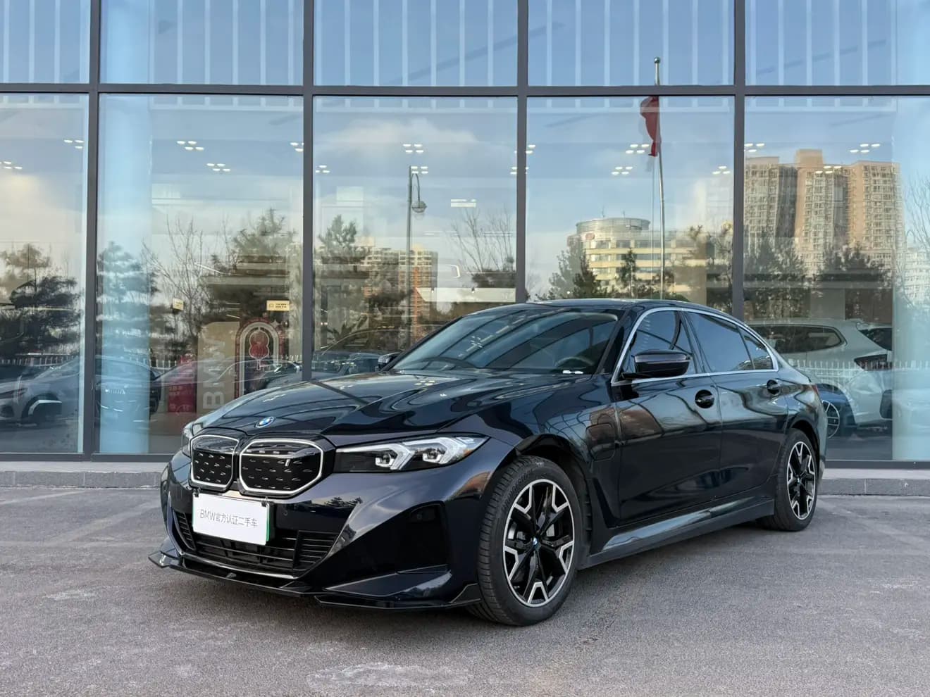 BMW i3 2023 г. 69003 км.