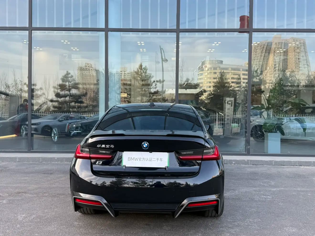 BMW i3 2023 г. 69003 км. — фото 3