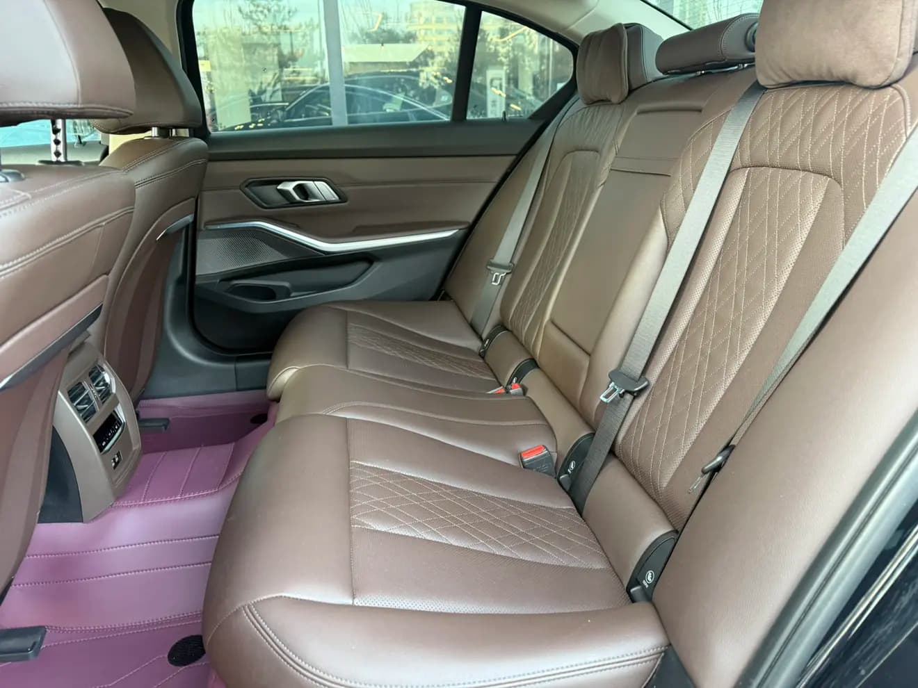 BMW i3 2023 г. 69003 км. — фото 9
