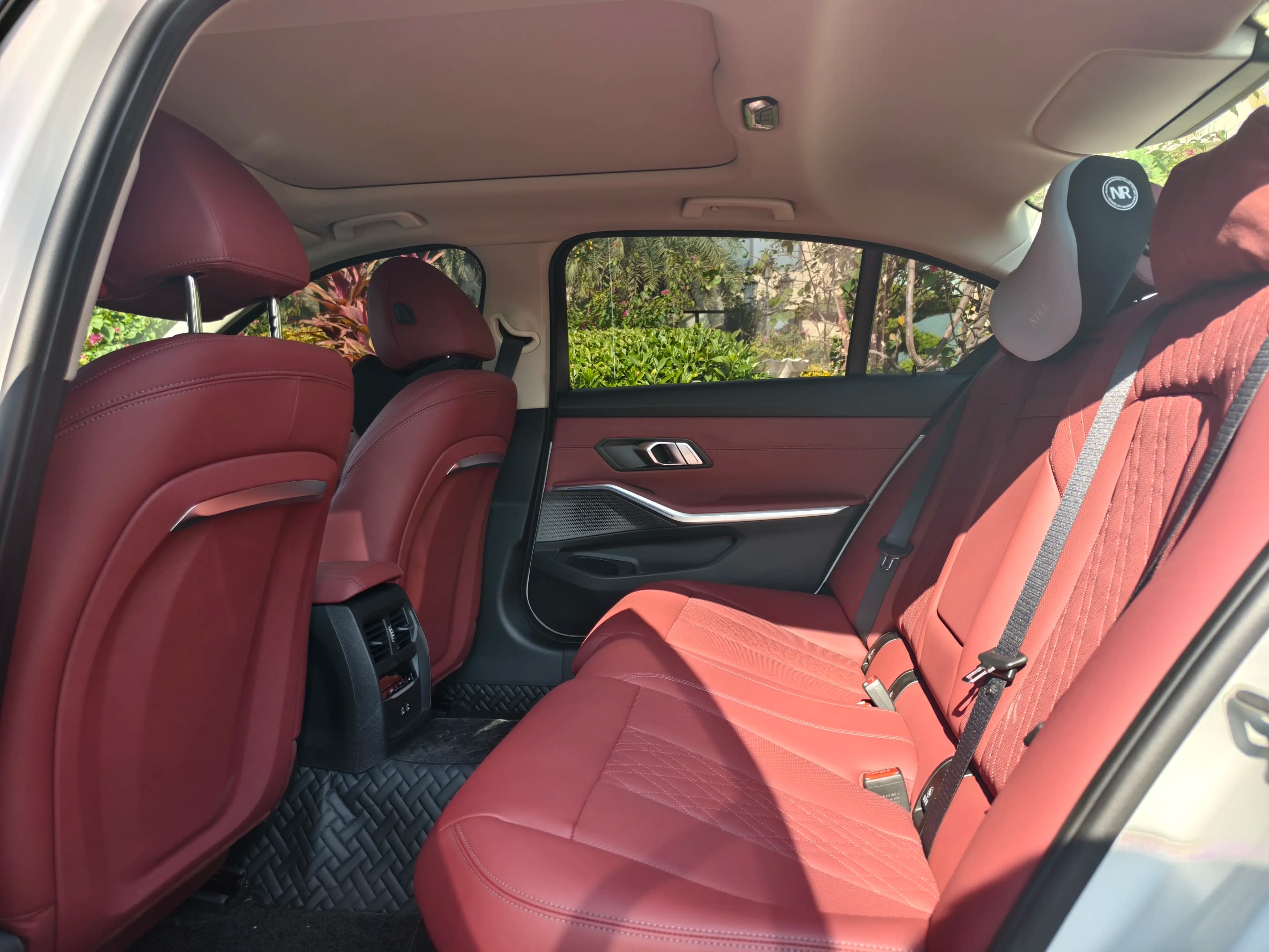BMW 3 Series 2025 г. 2014 км. — фото 14