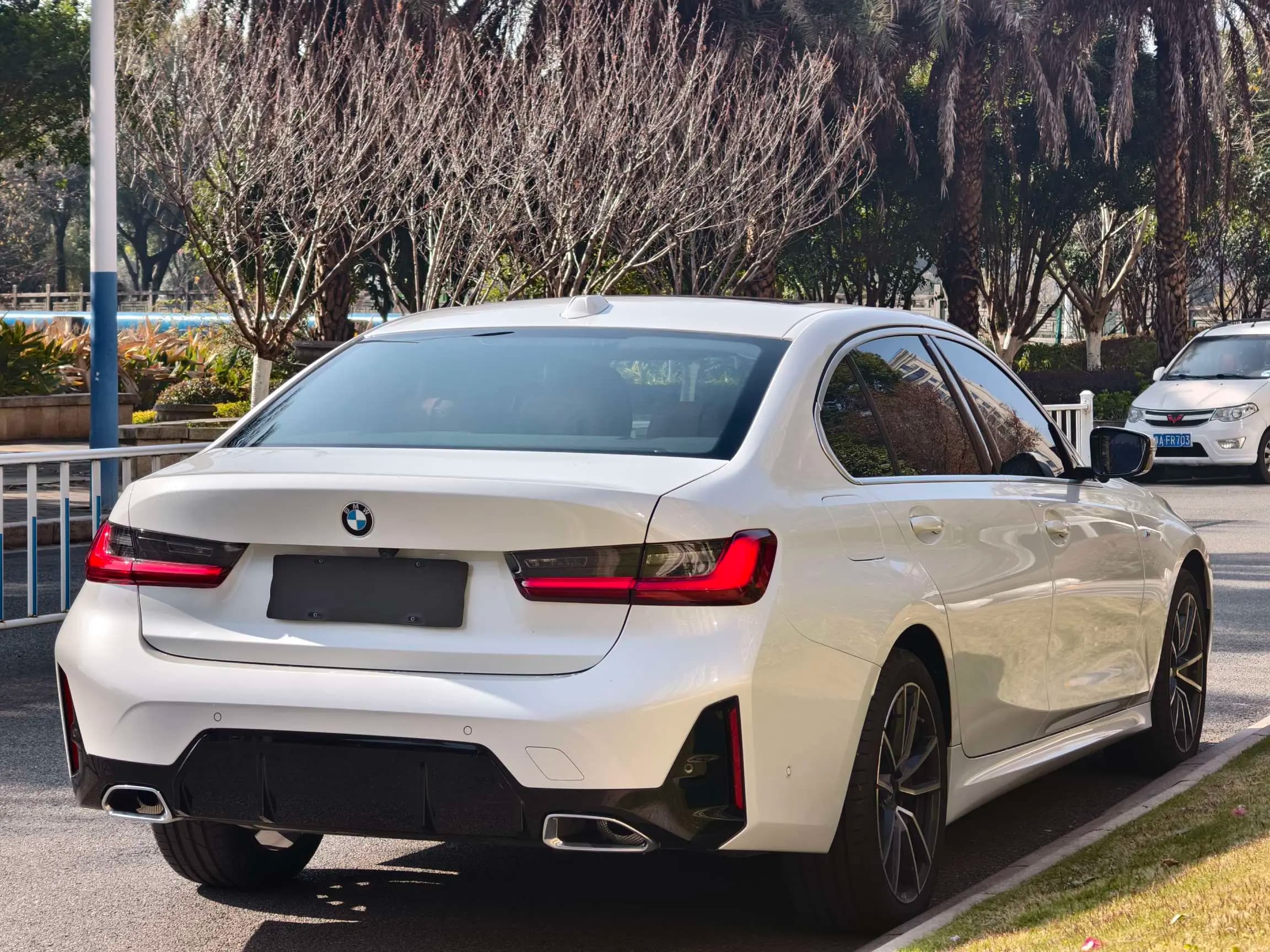 BMW 3 Series 2025 г. 2014 км. — фото 7
