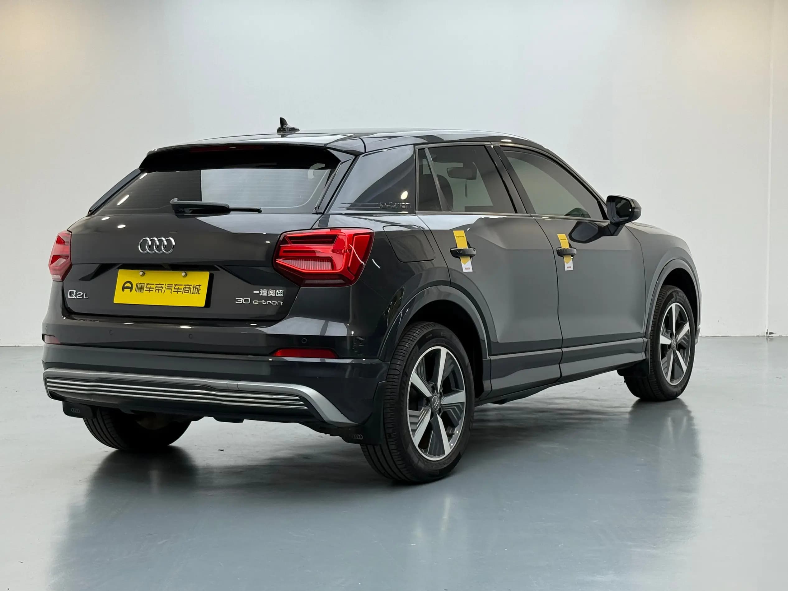 Audi Q2L e-tron 2021 г. 28497 км. — фото 7