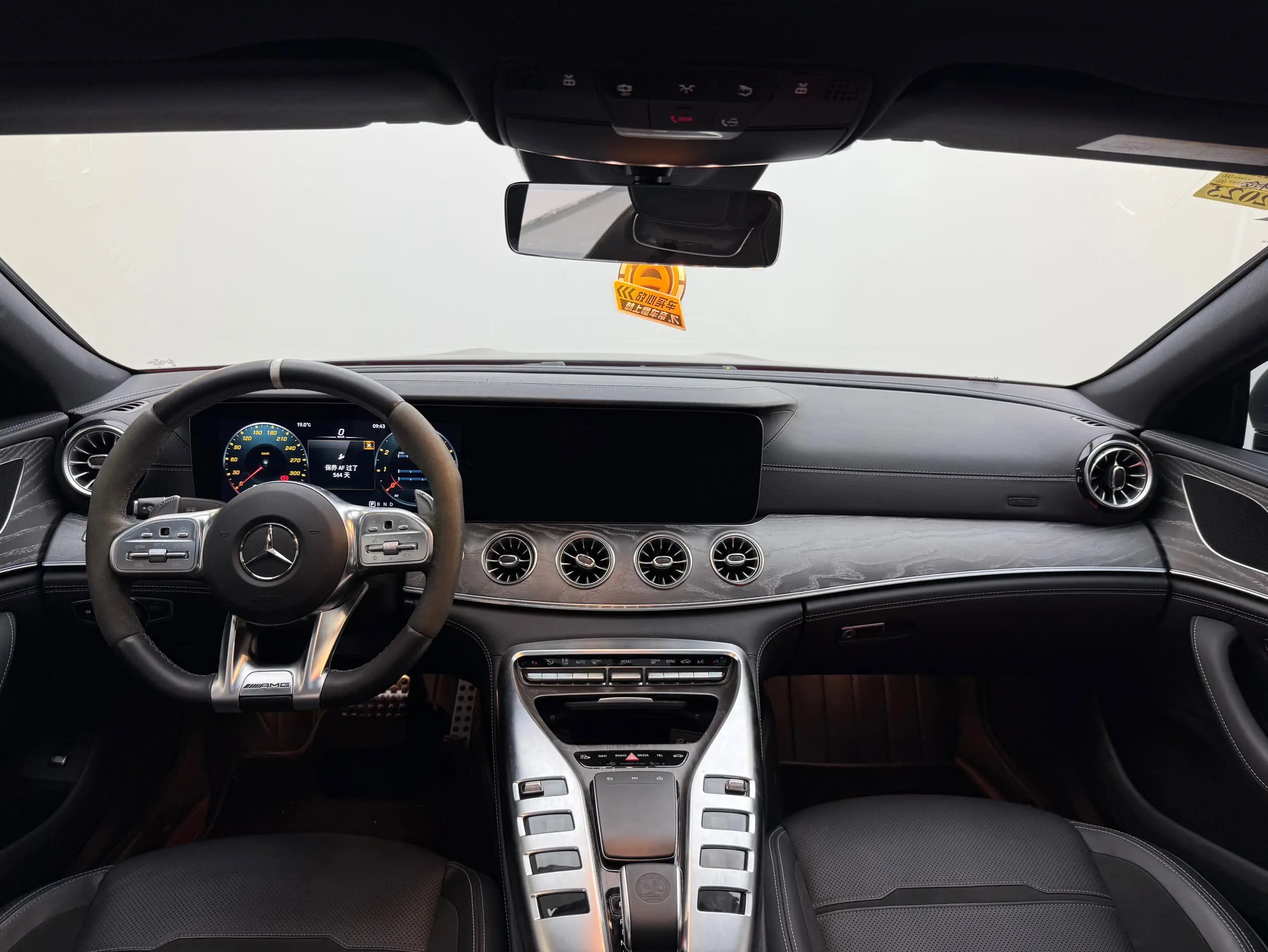 Mercedes-Benz AMG GT 2021 г. 32391 км. — фото 14