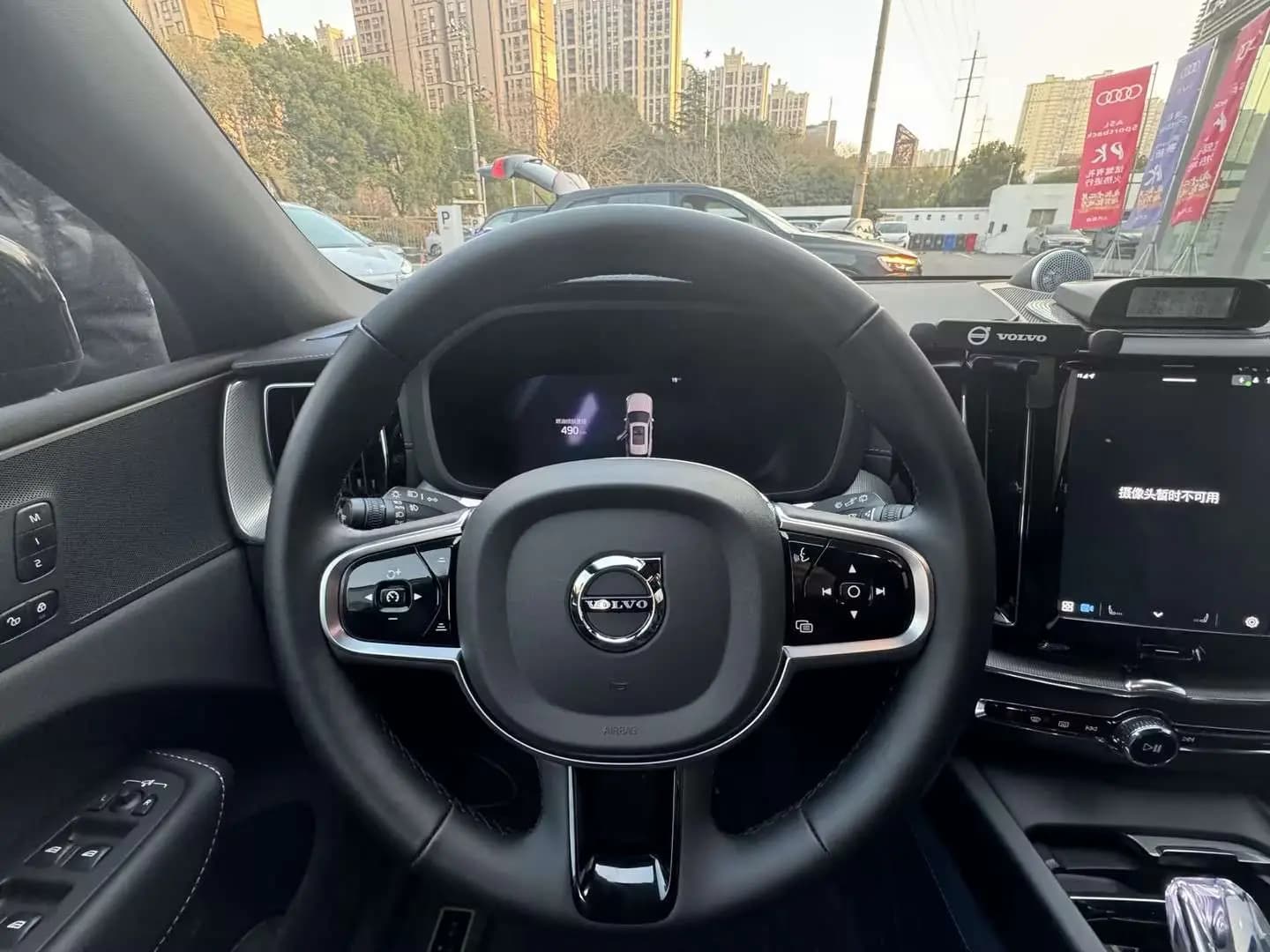 Volvo XC60 2024 г. 20147 км. — фото 8