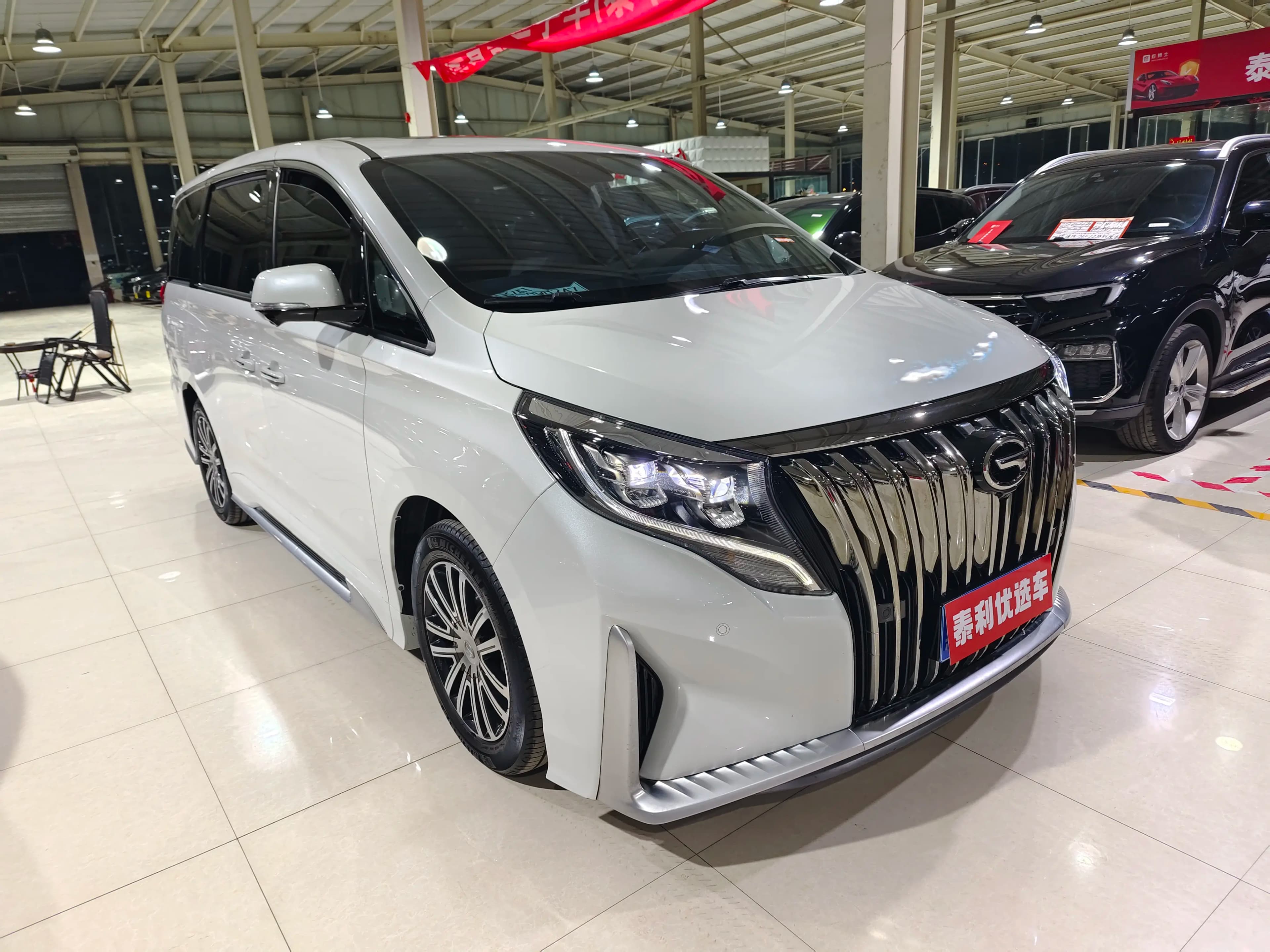 GAC Trumpchi M8 2022 г. 20135 км. — фото 3