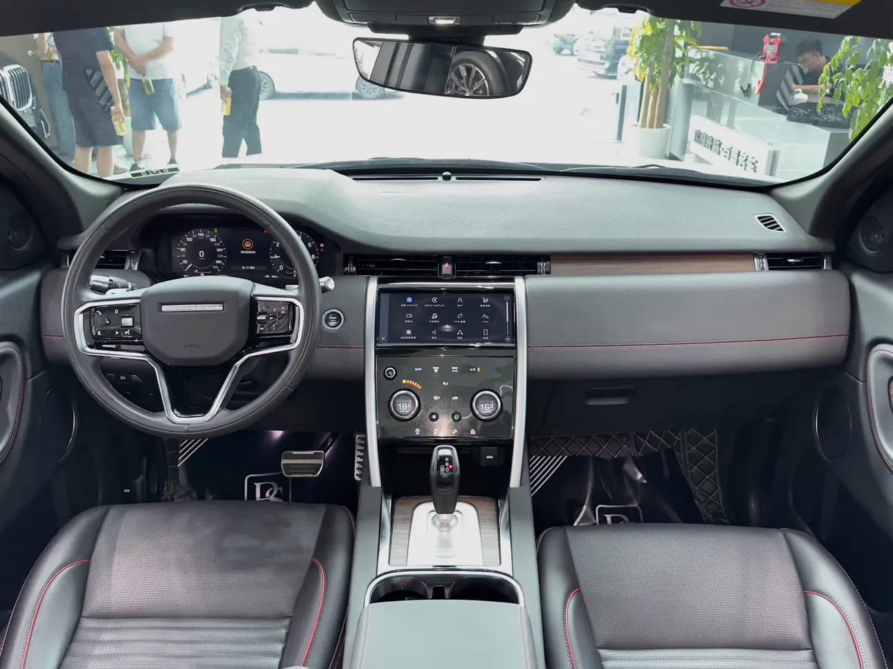 Land Rover Discover Sports 2021 г. 53145 км. — фото 3