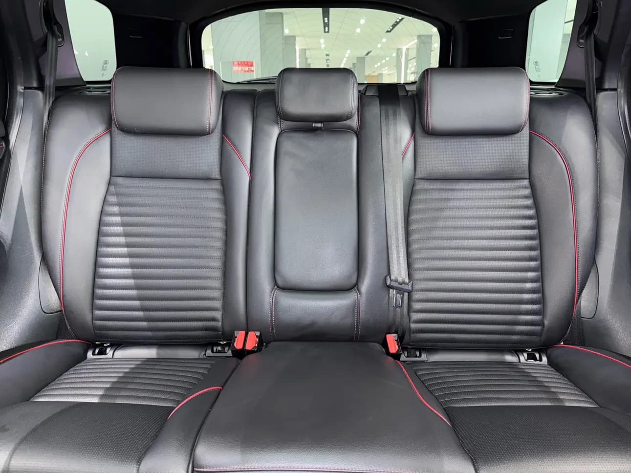 Land Rover Discover Sports 2021 г. 53145 км. — фото 6