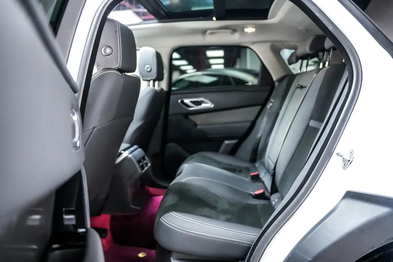 Land Rover Range Rover Velar 2022 г. 59639 км. — фото 8