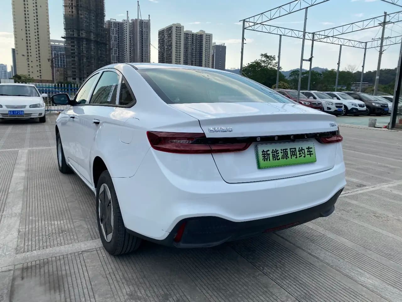 Geely Geometry A 2023 г. 122981 км. — фото 4