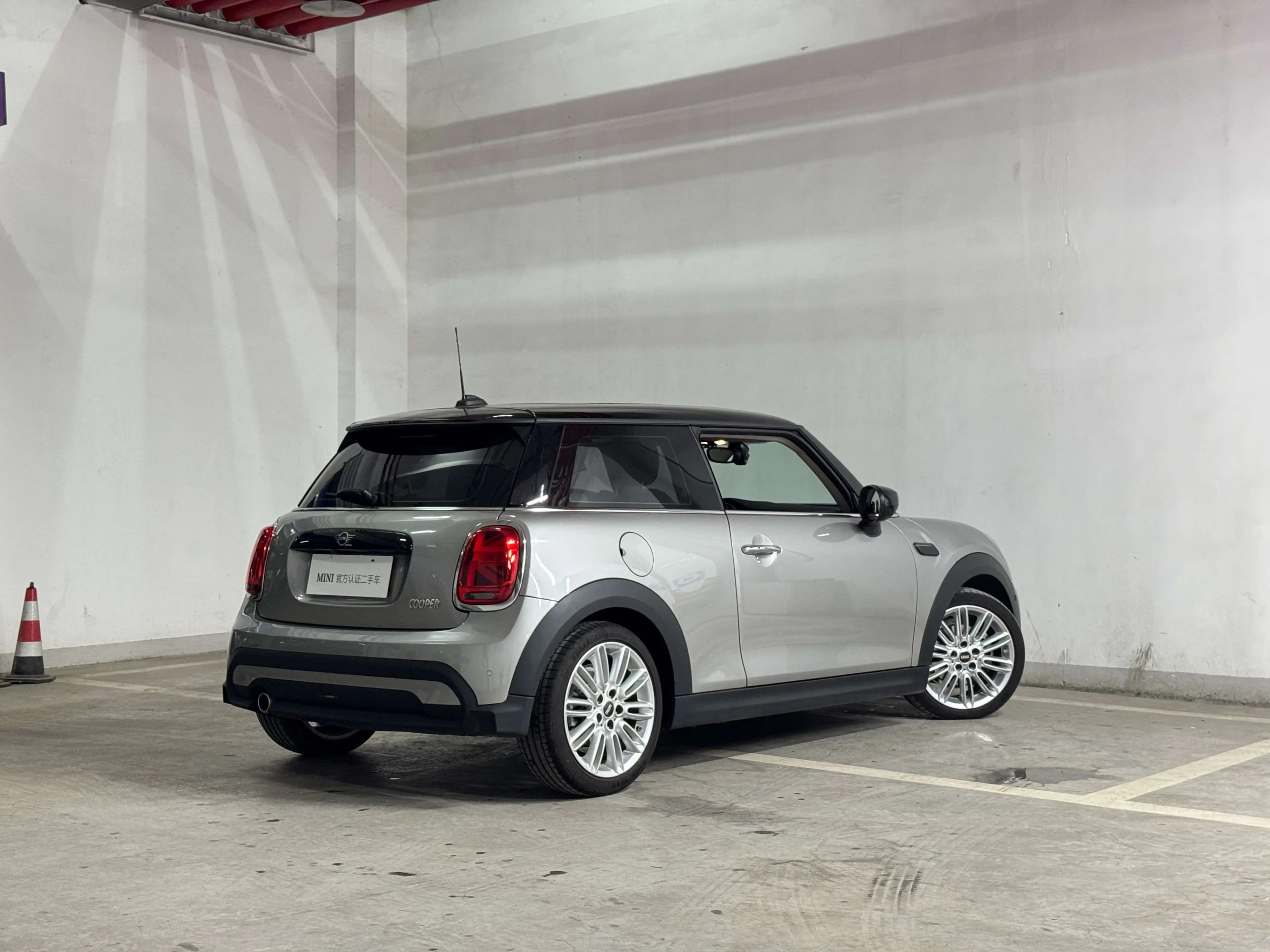 MINI  2023 г. 33600 км. — фото 5